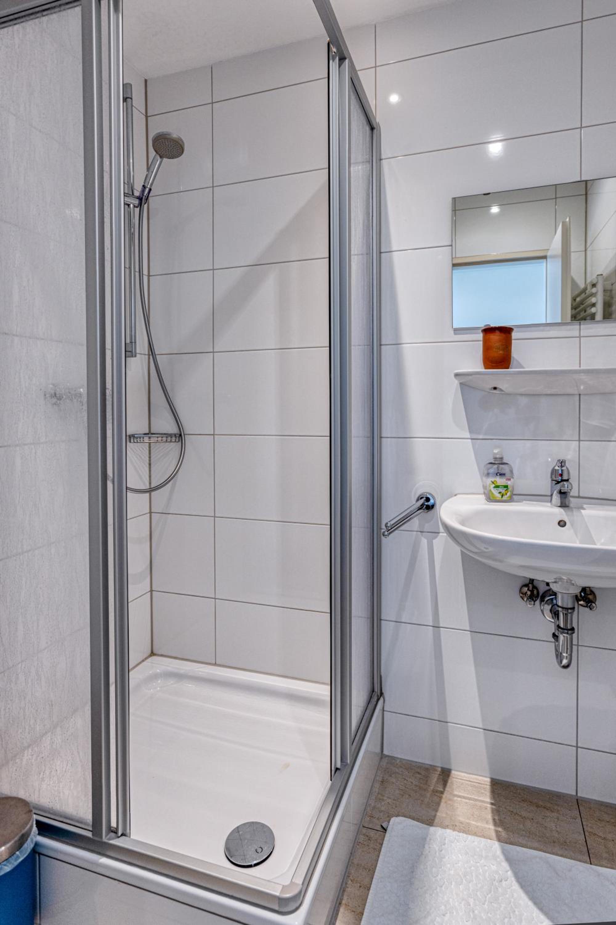Double or Twin Room with Bathroom