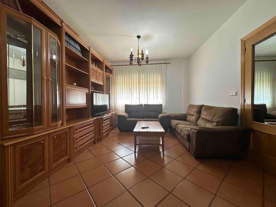 Casa de cuatro habitaciones