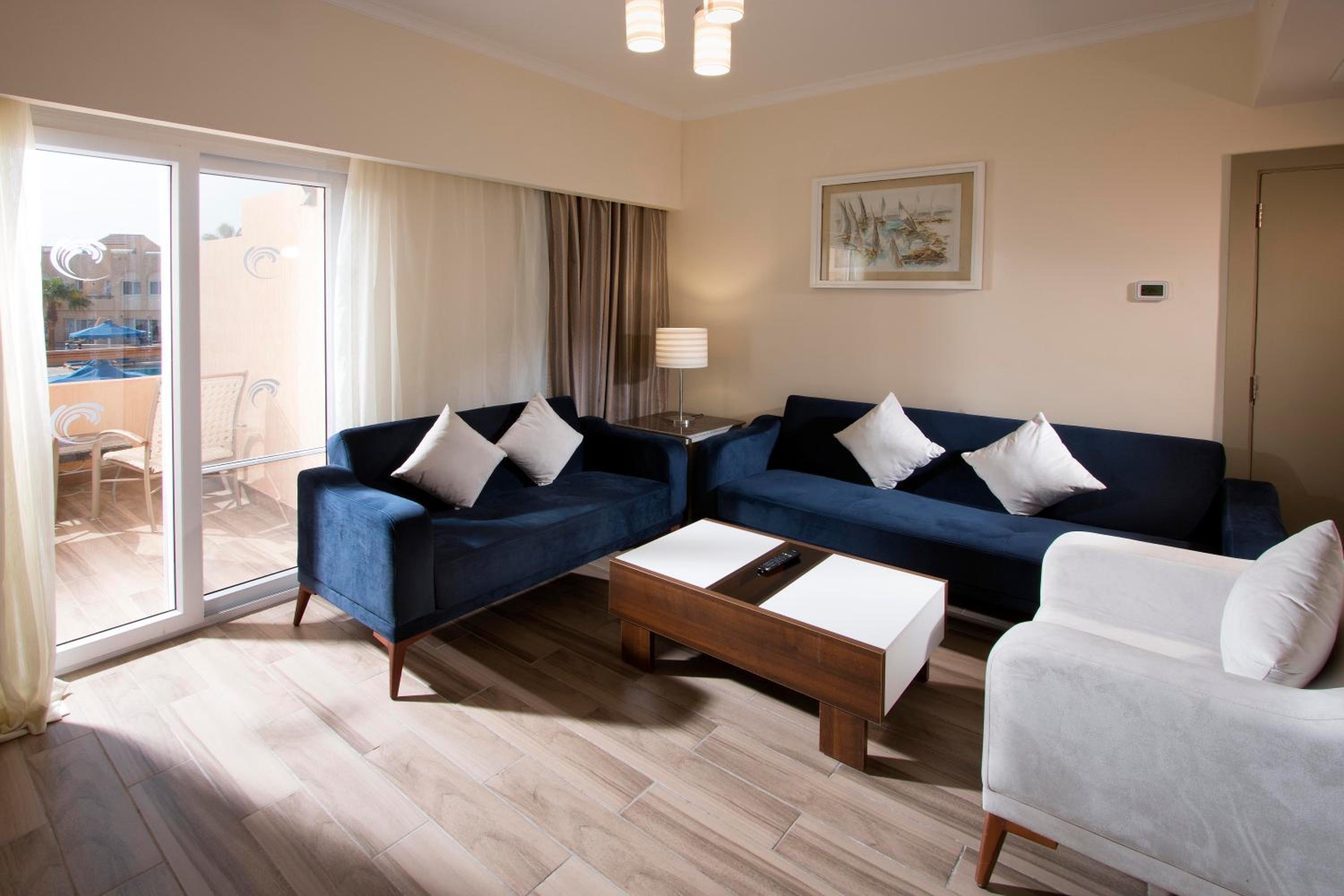 Junior Suite - Photo 1