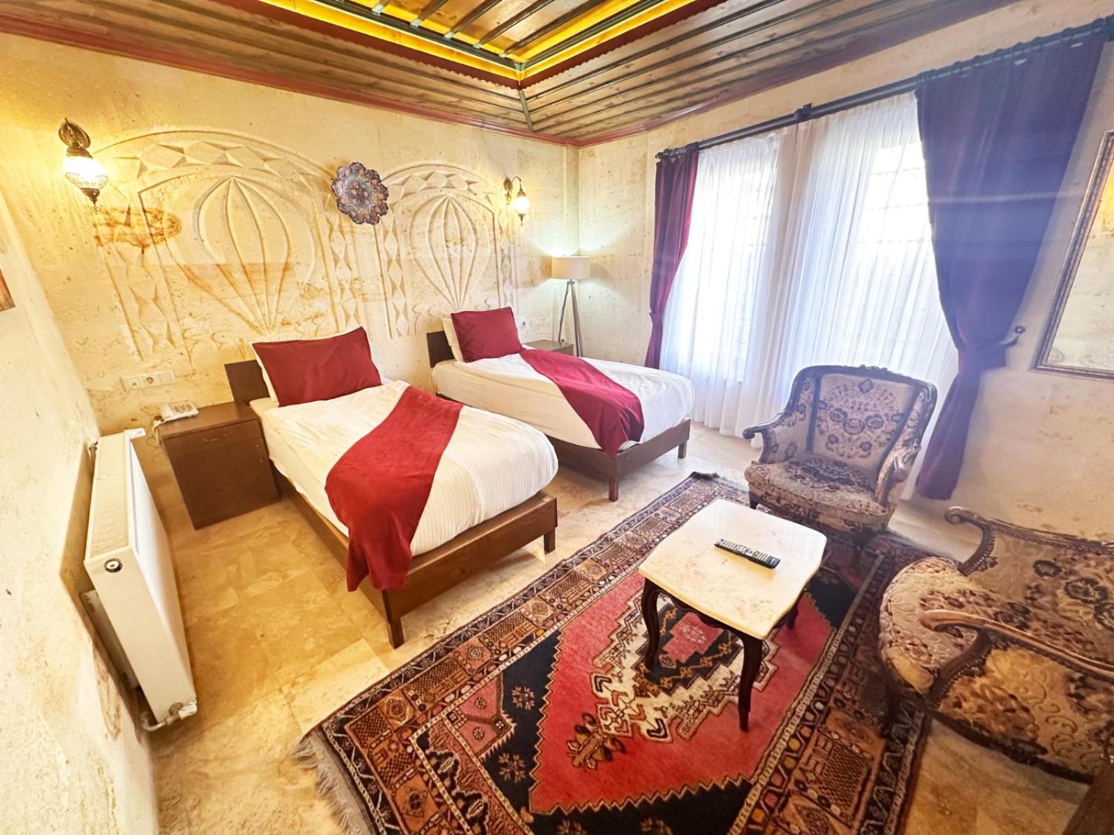Standard Twin Room - Photo 3