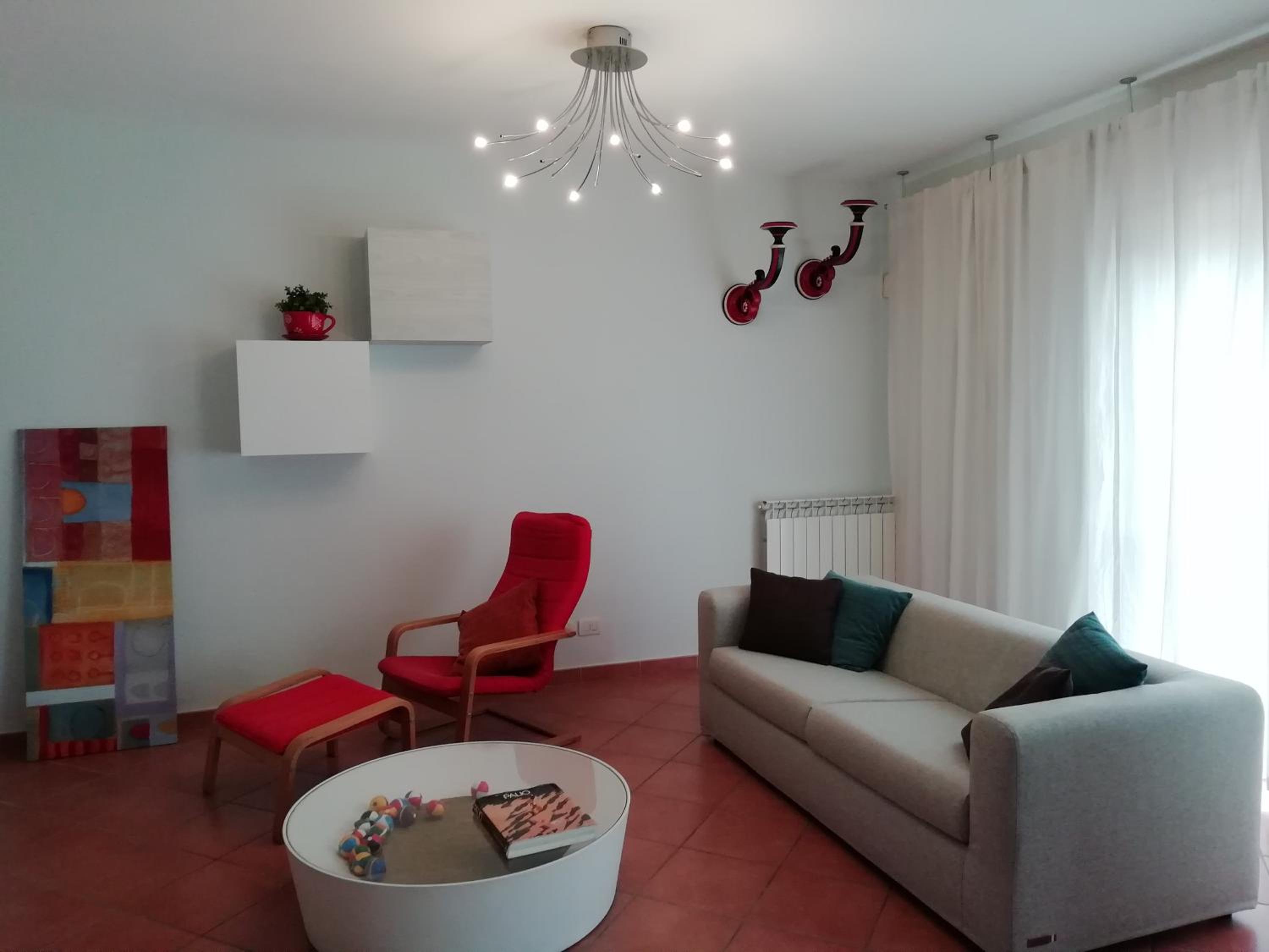 Apartment with Terrace - Photo 14