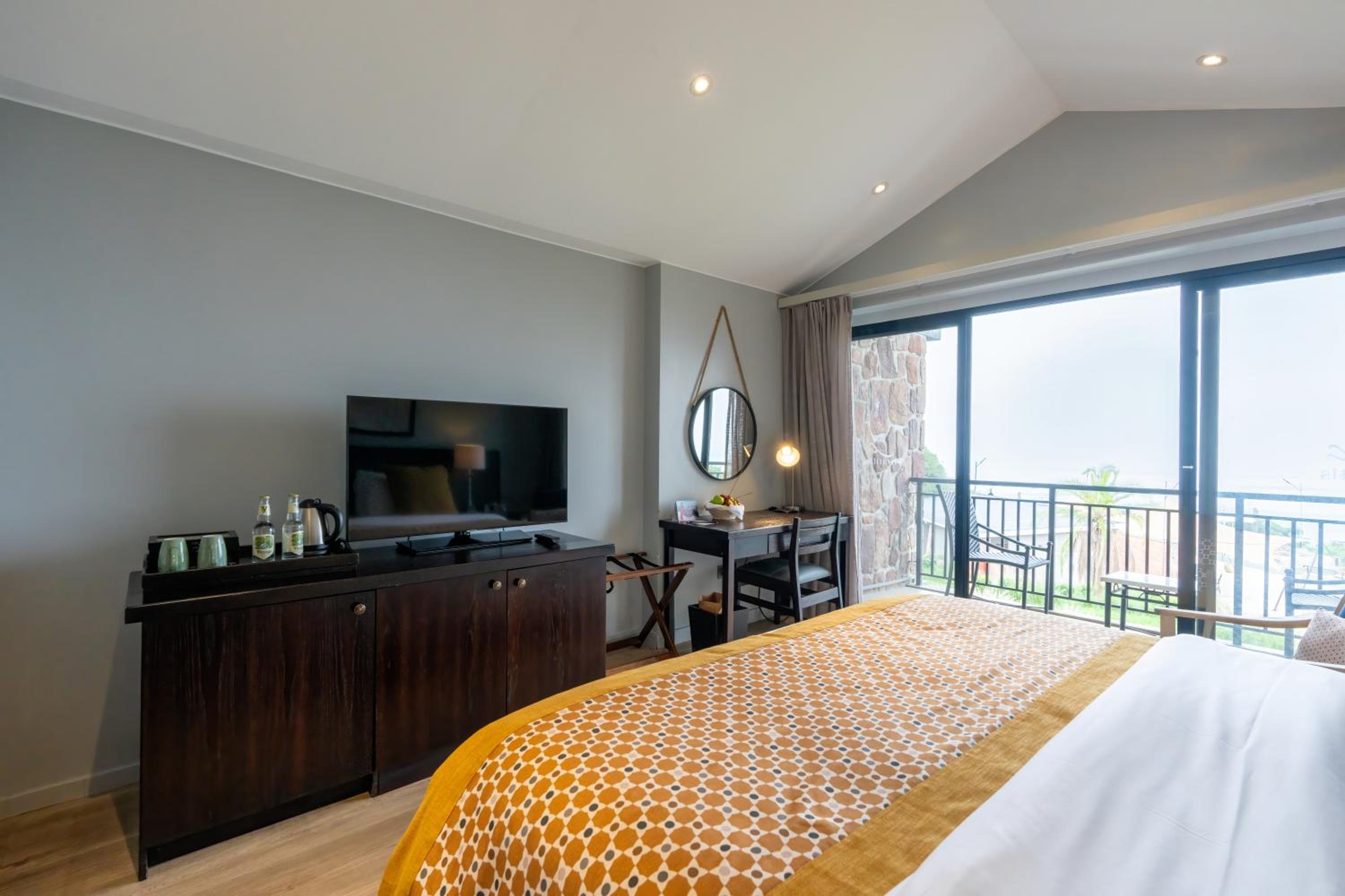 Suite with Balcony