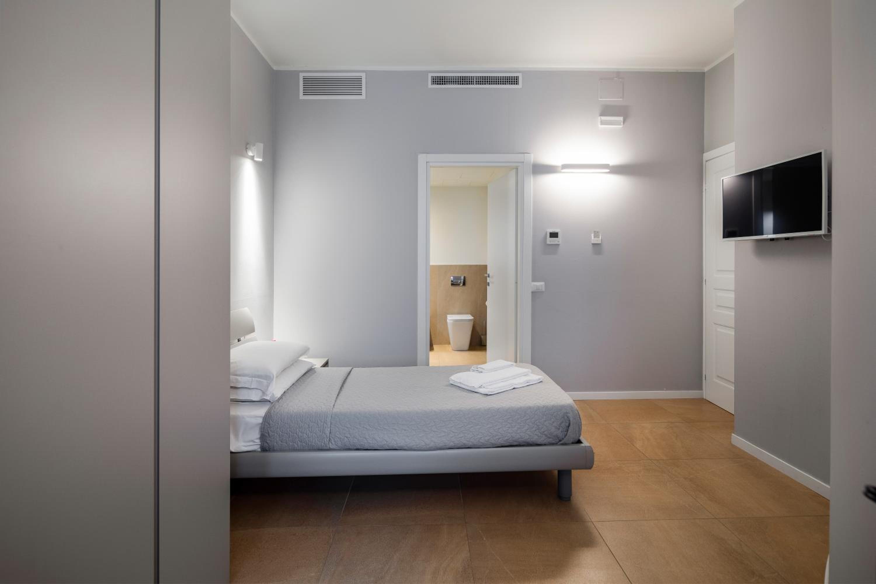 Deluxe Single Room photo 3