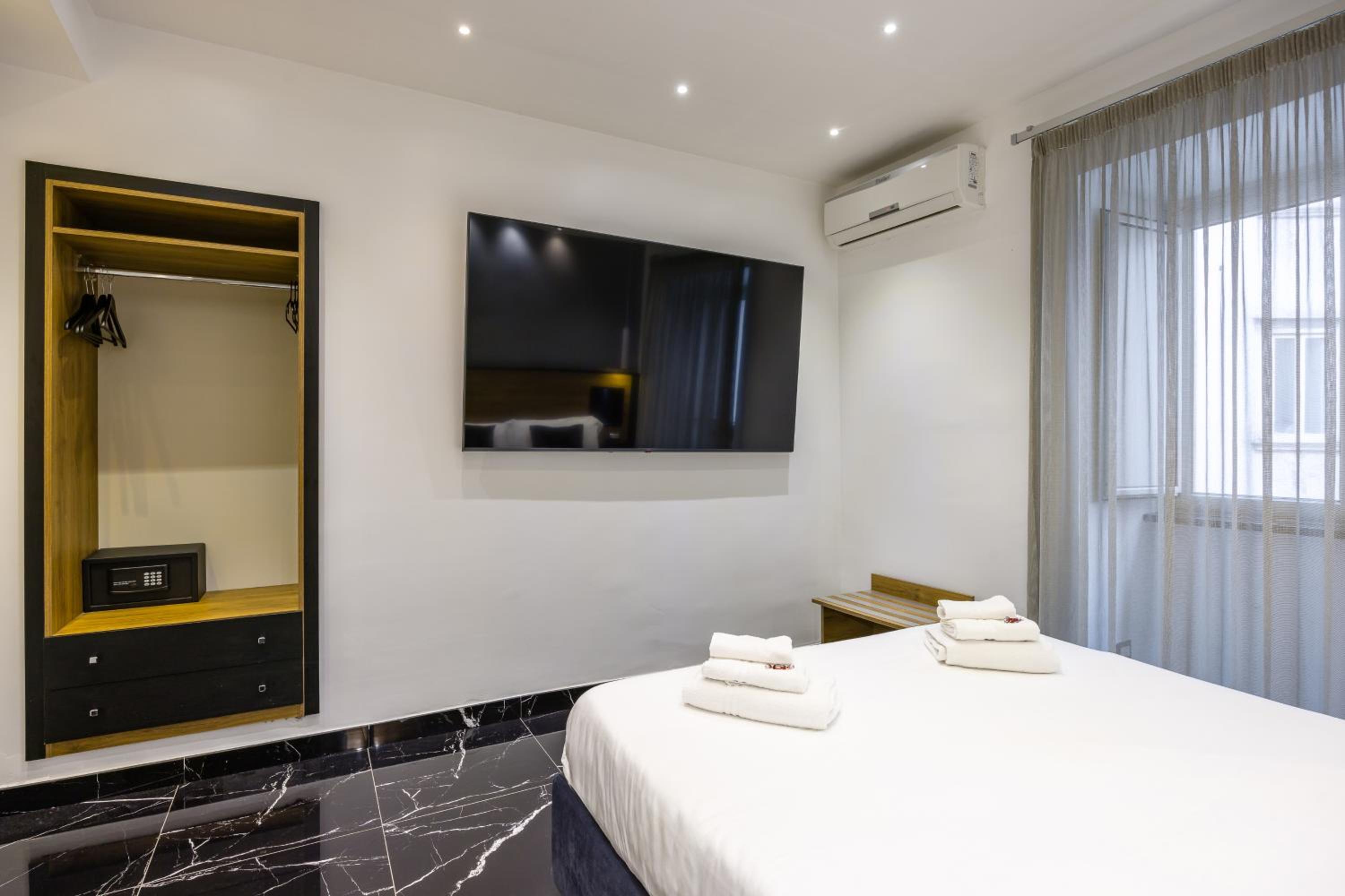 Superior Double Room - Photo 18