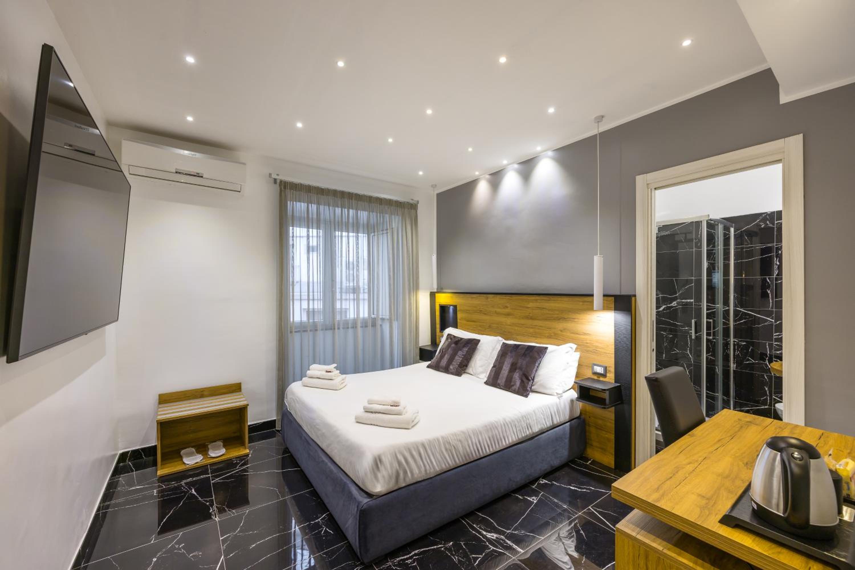 Superior Double Room - Photo 3