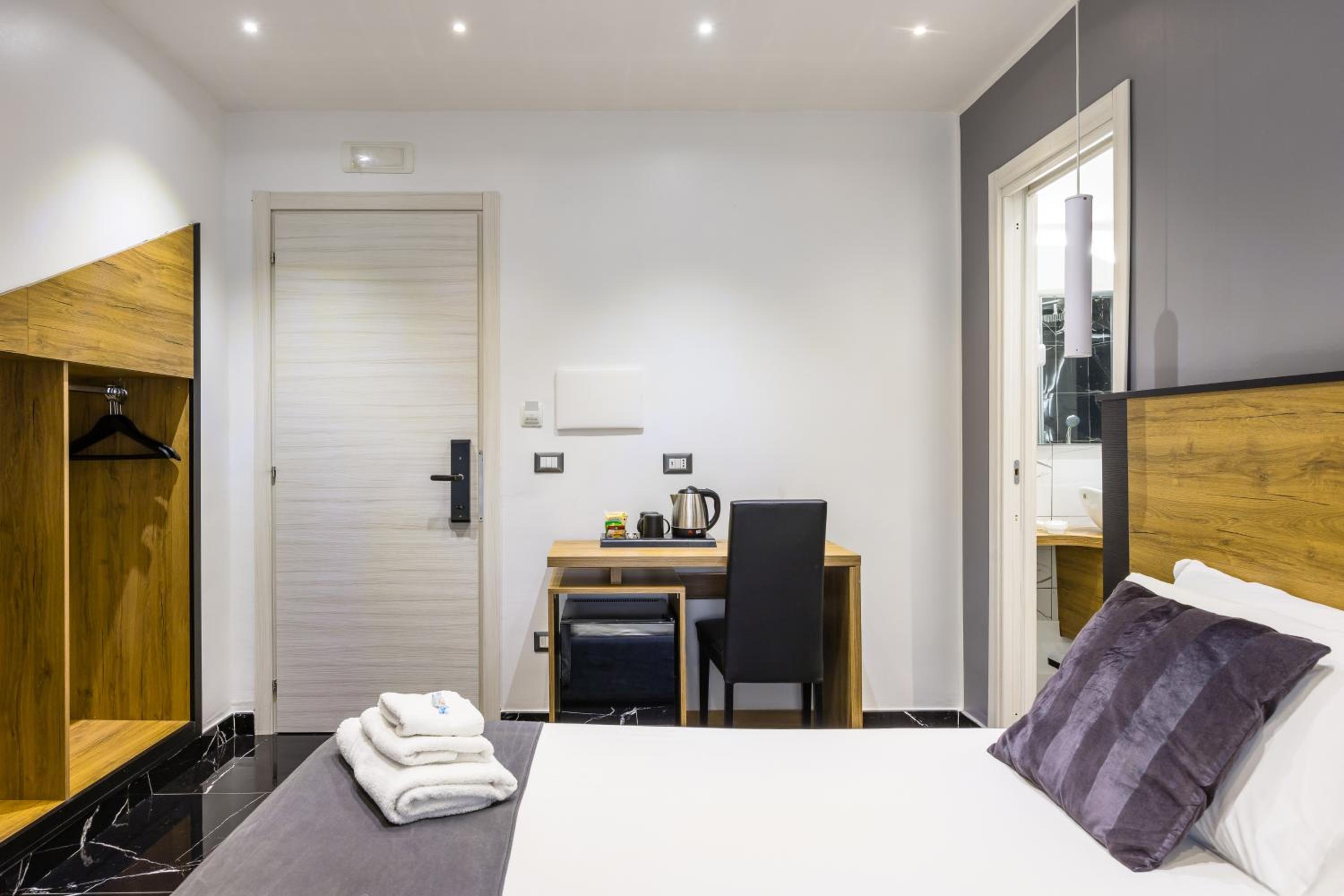 Superior Double Room - Photo 5