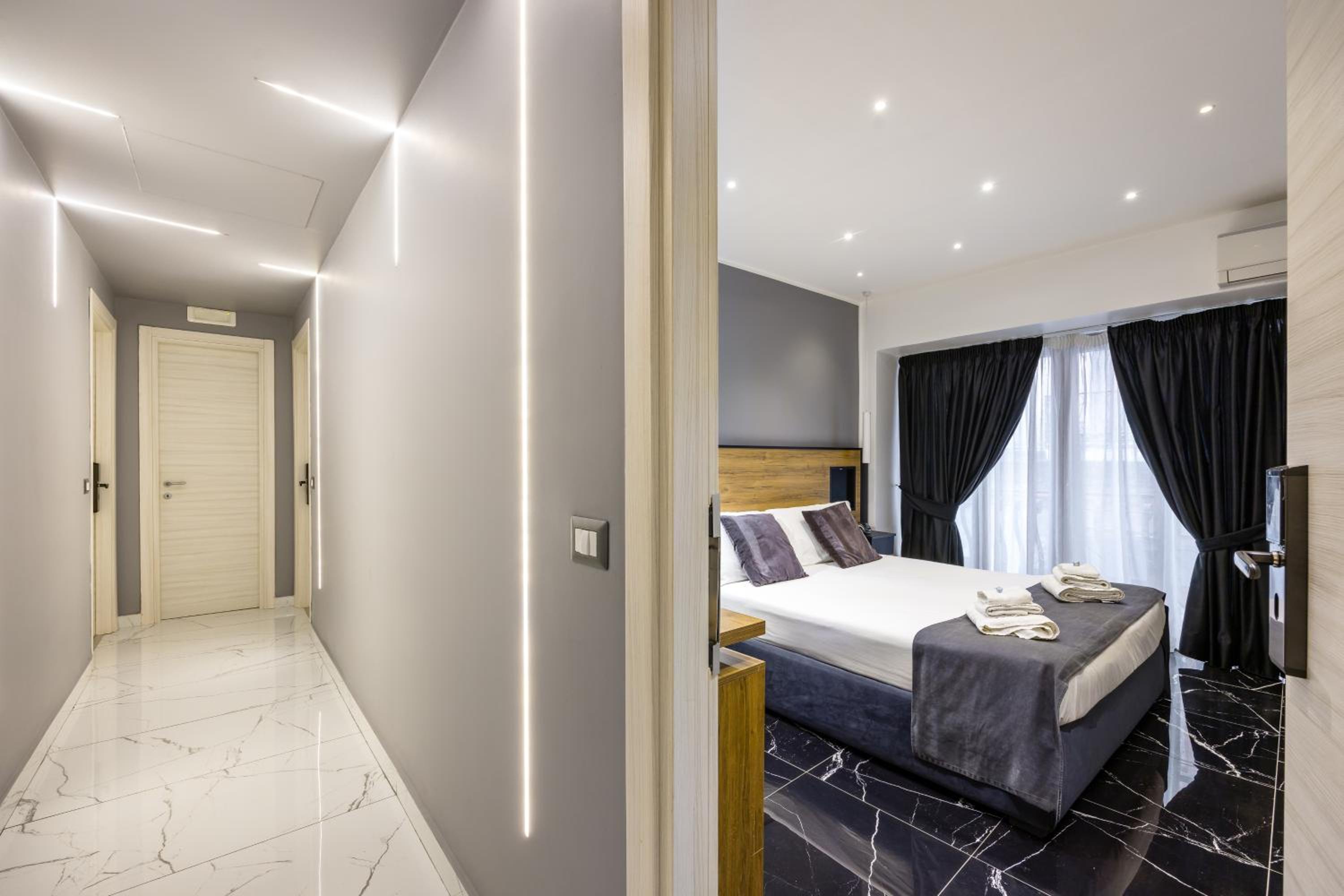 Superior Double Room - Photo 13