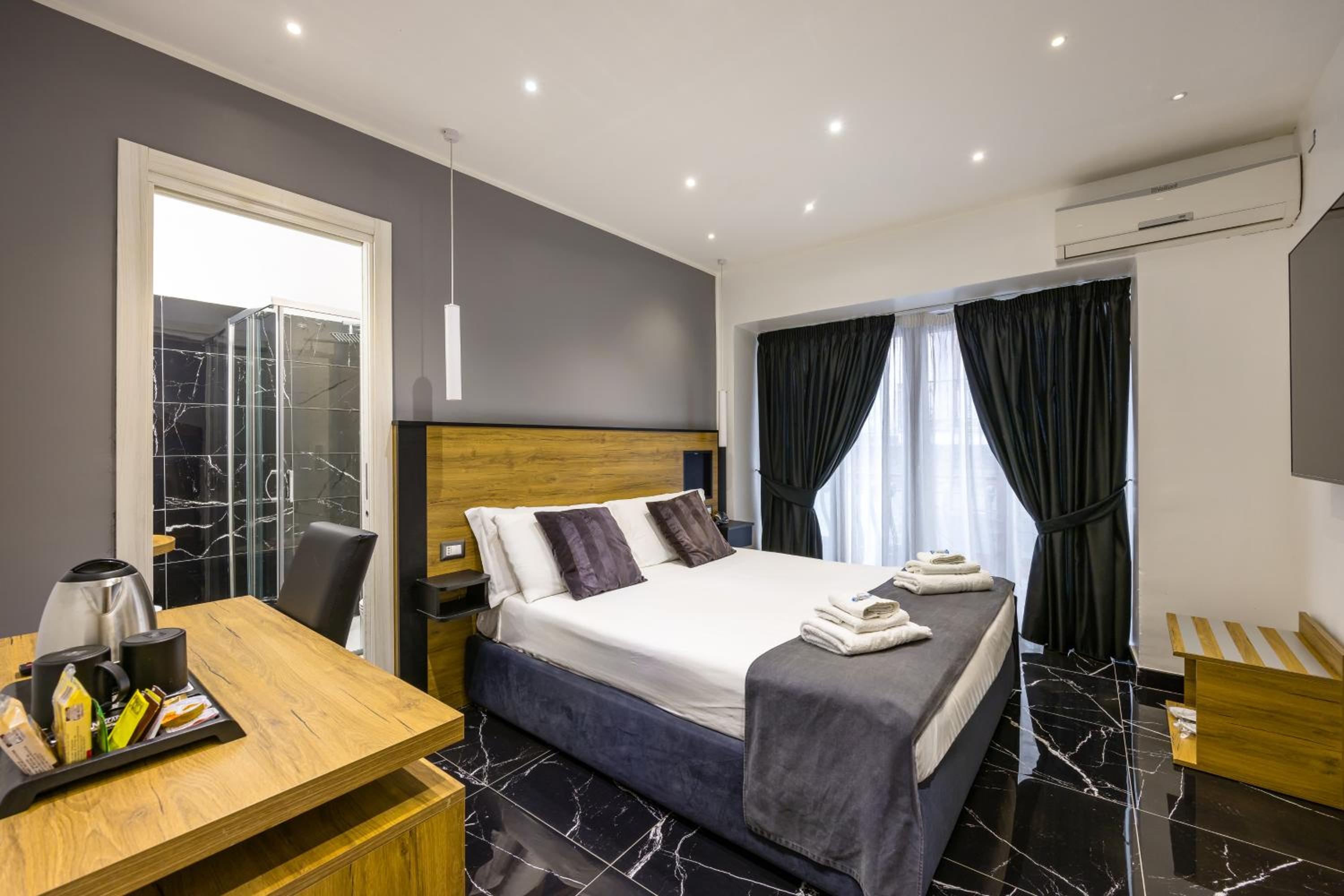 Superior Double Room - Photo 4
