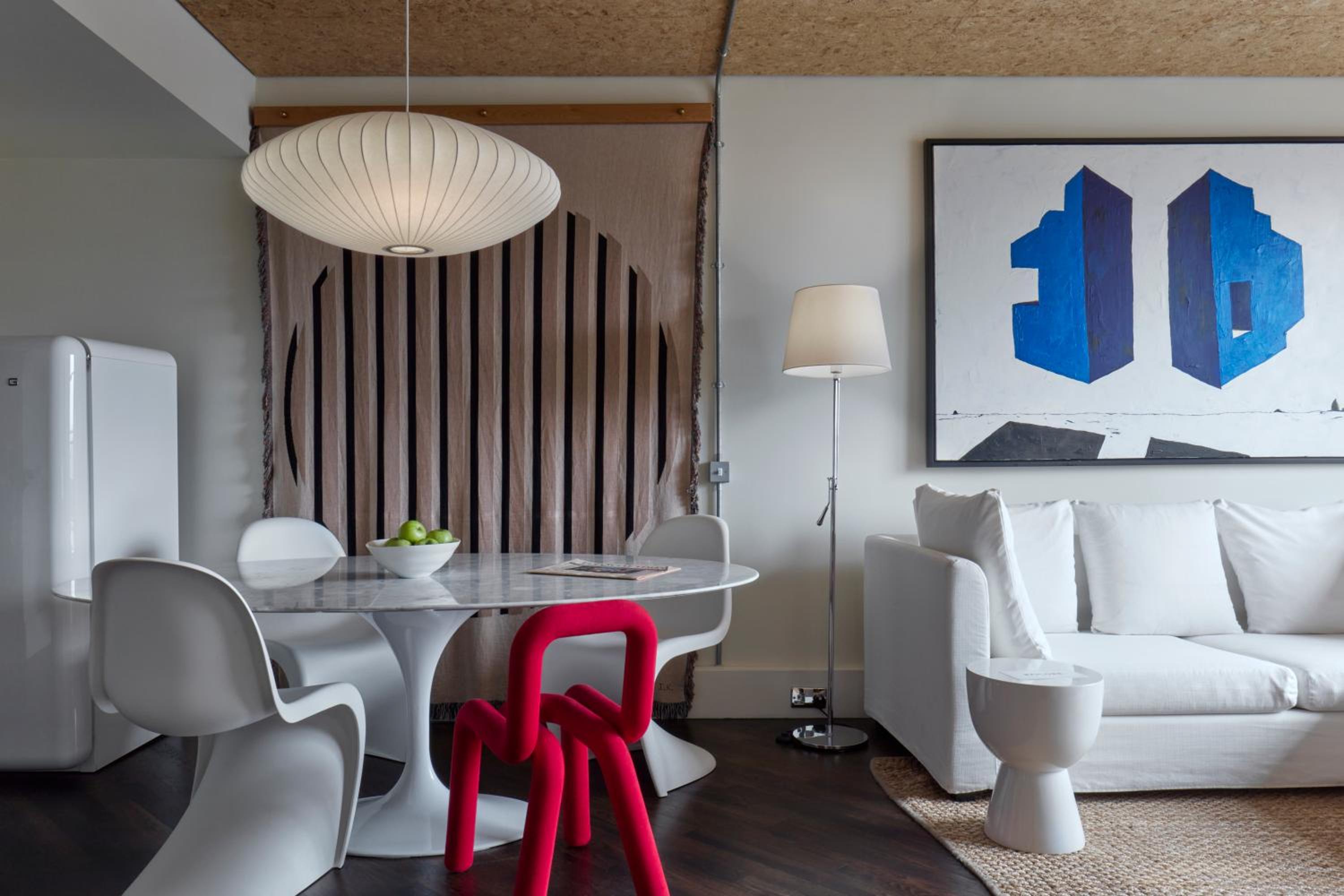 Studio Suite West