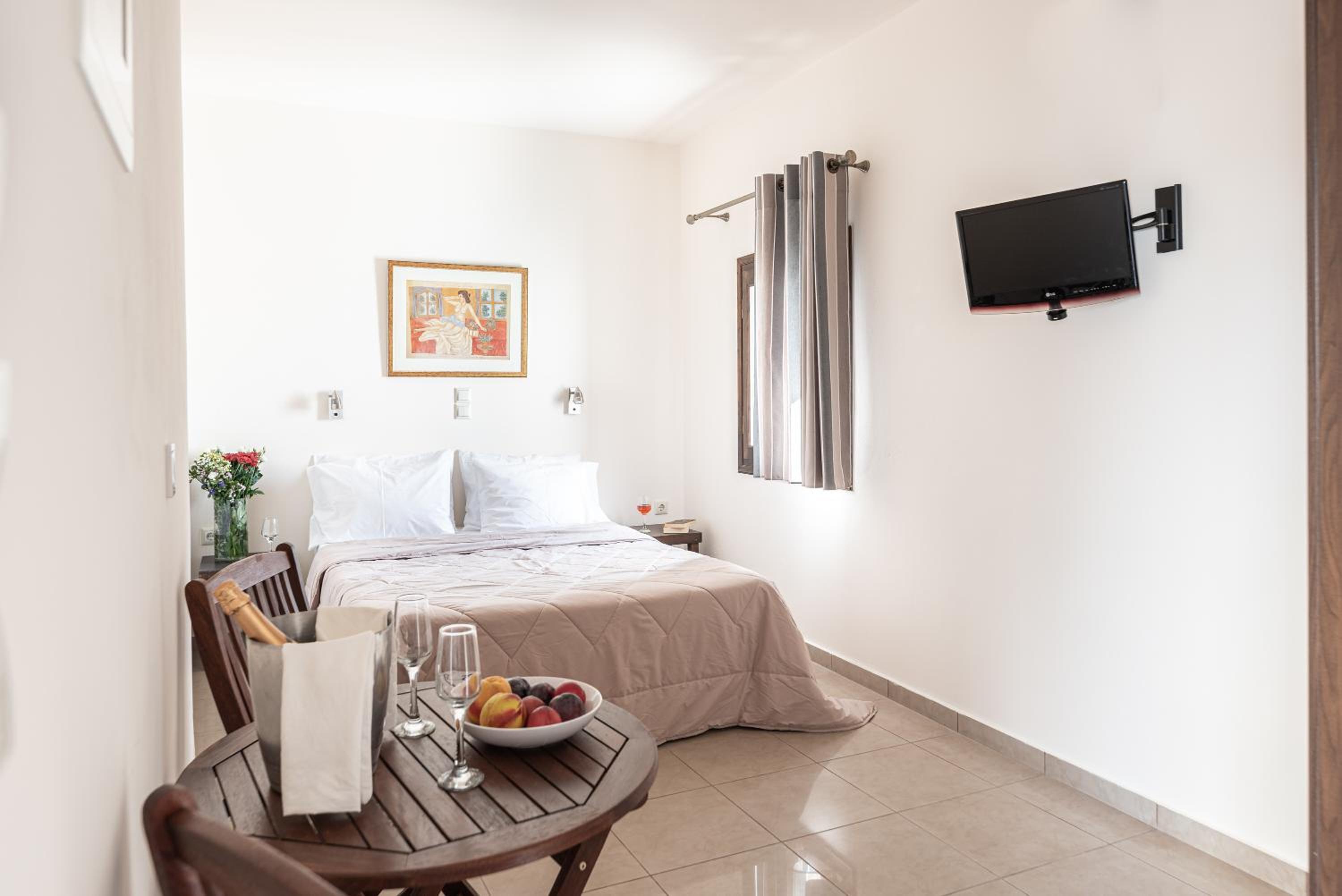 Deluxe Double Room with Sea View photo 1