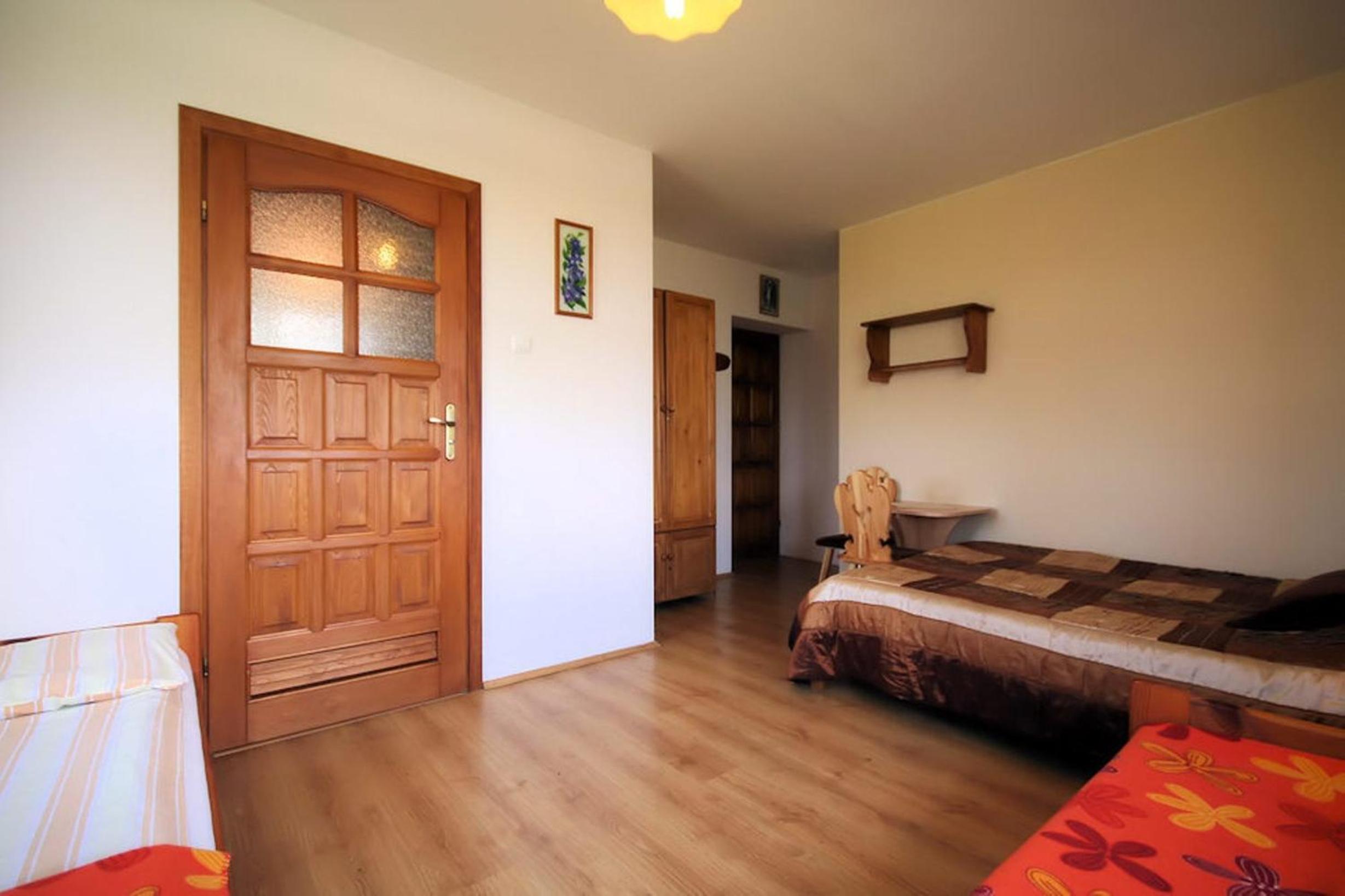 Quadruple Room - Photo 7