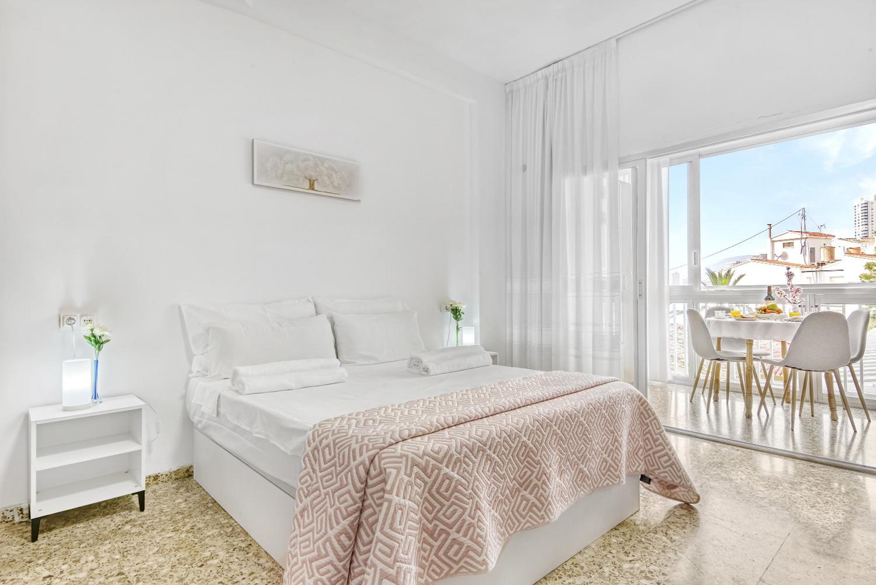 Apartamento de un dormitorio superior con balcón