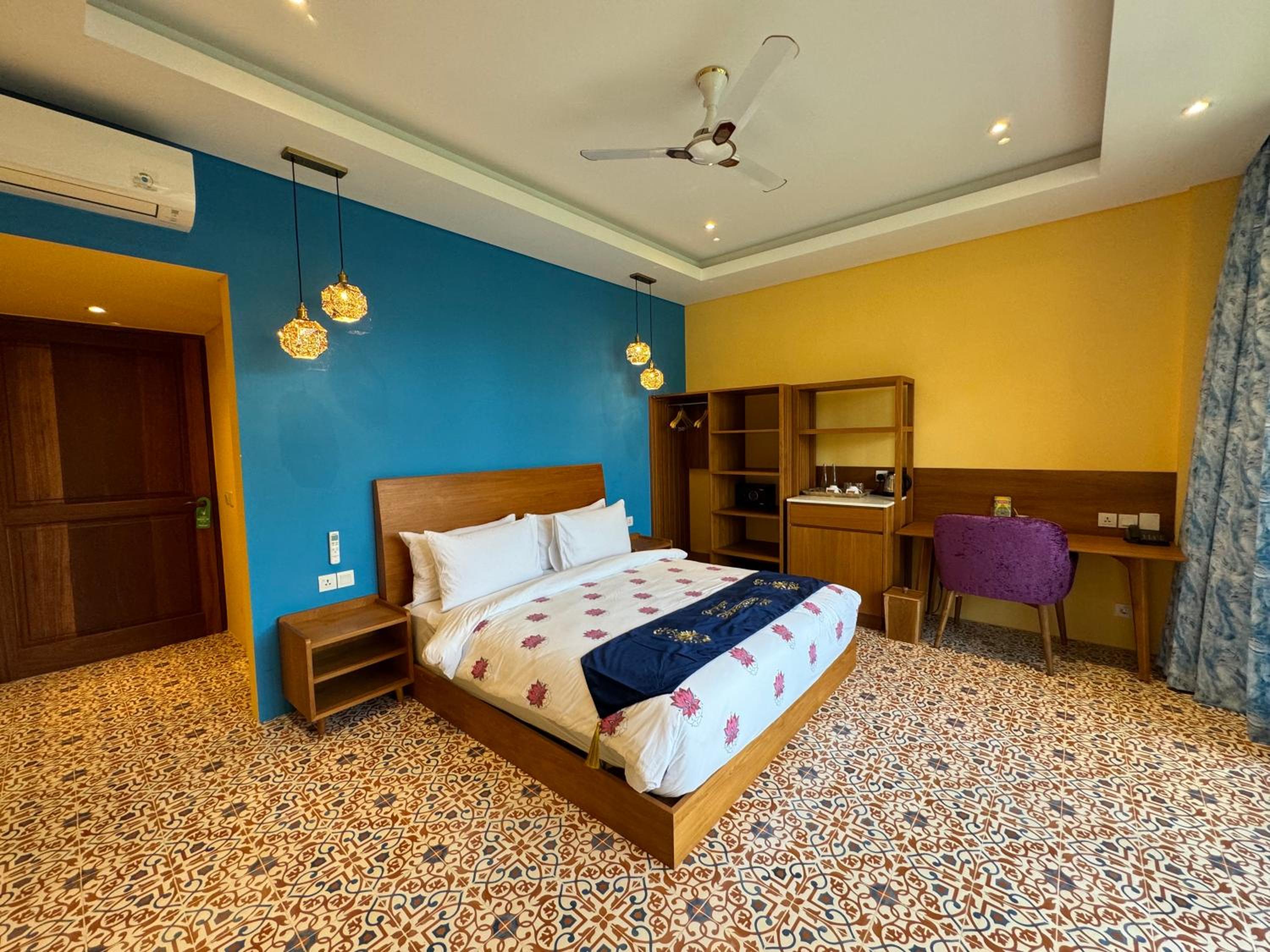Double Room with Pool View