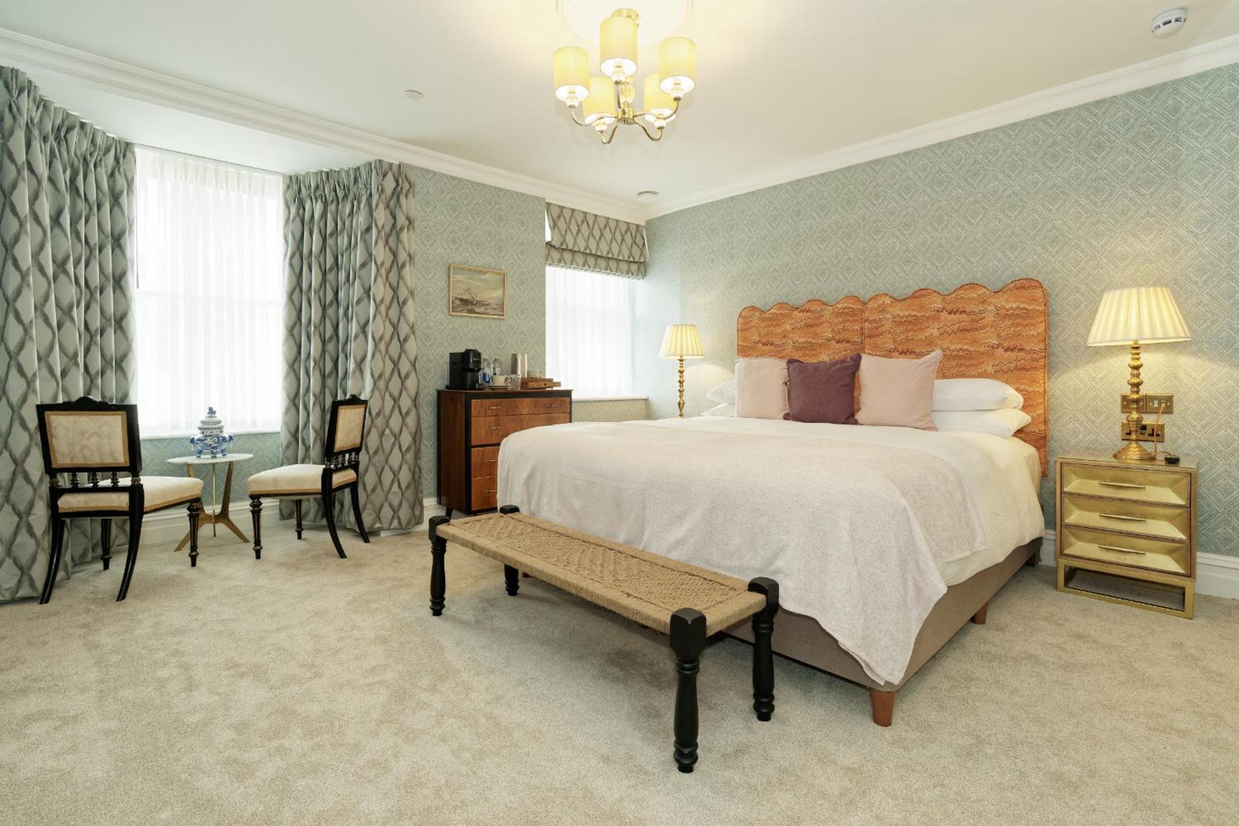 Superior King Room photo 3