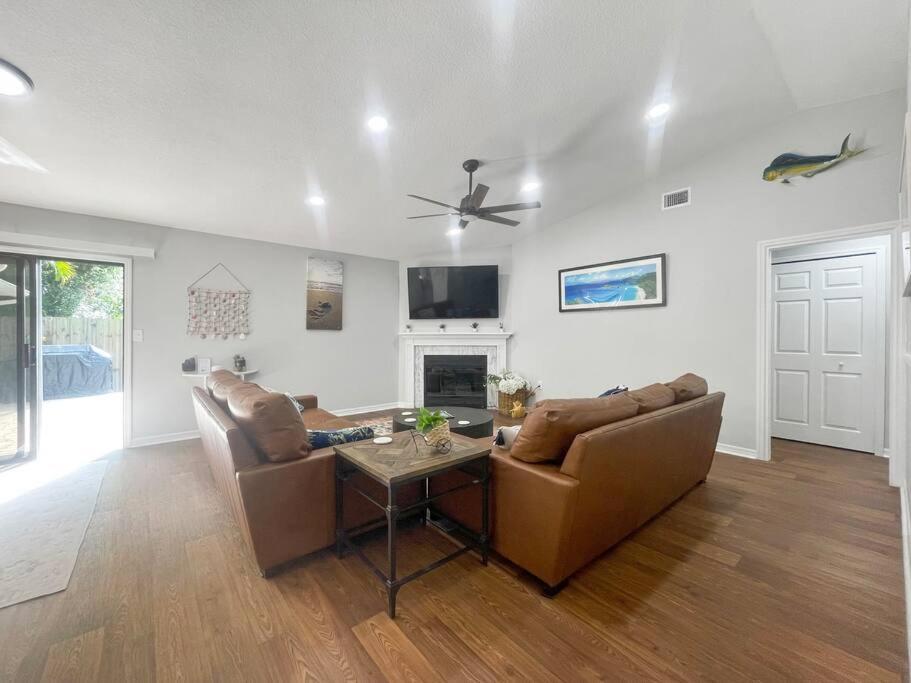 Four-Bedroom House photo 1