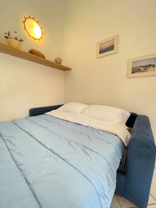 One-Bedroom House photo 1