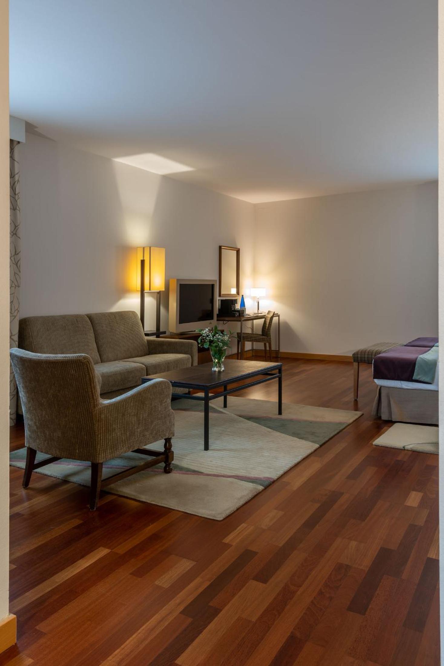 Junior Suite - Photo 10