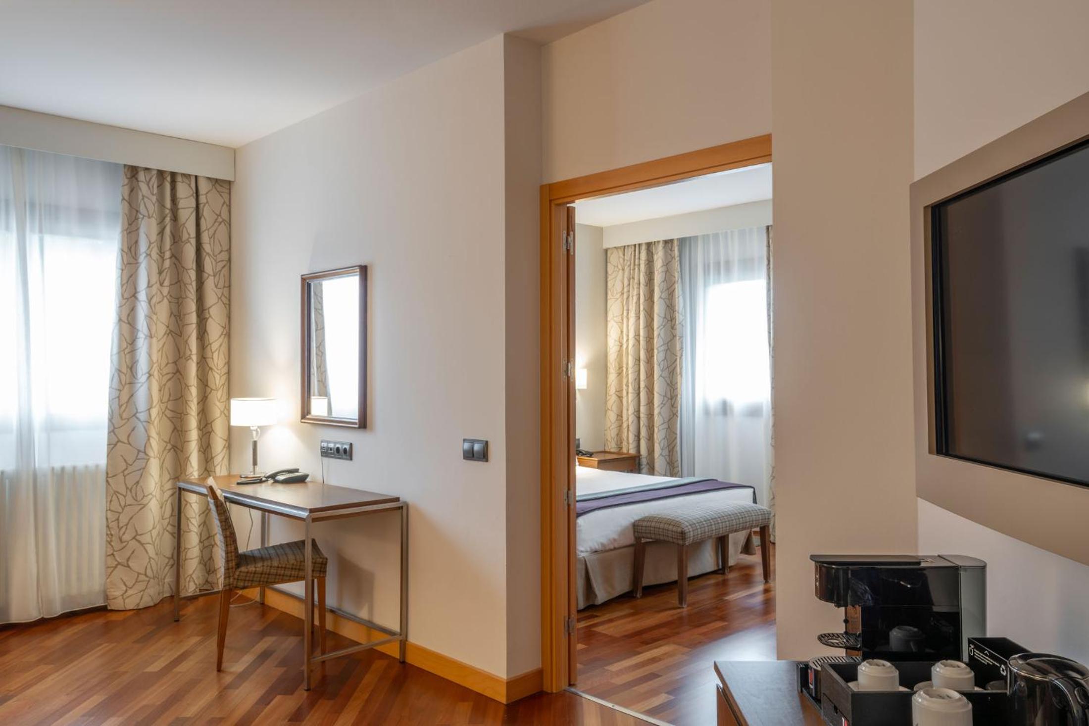 Junior Suite - Photo 8