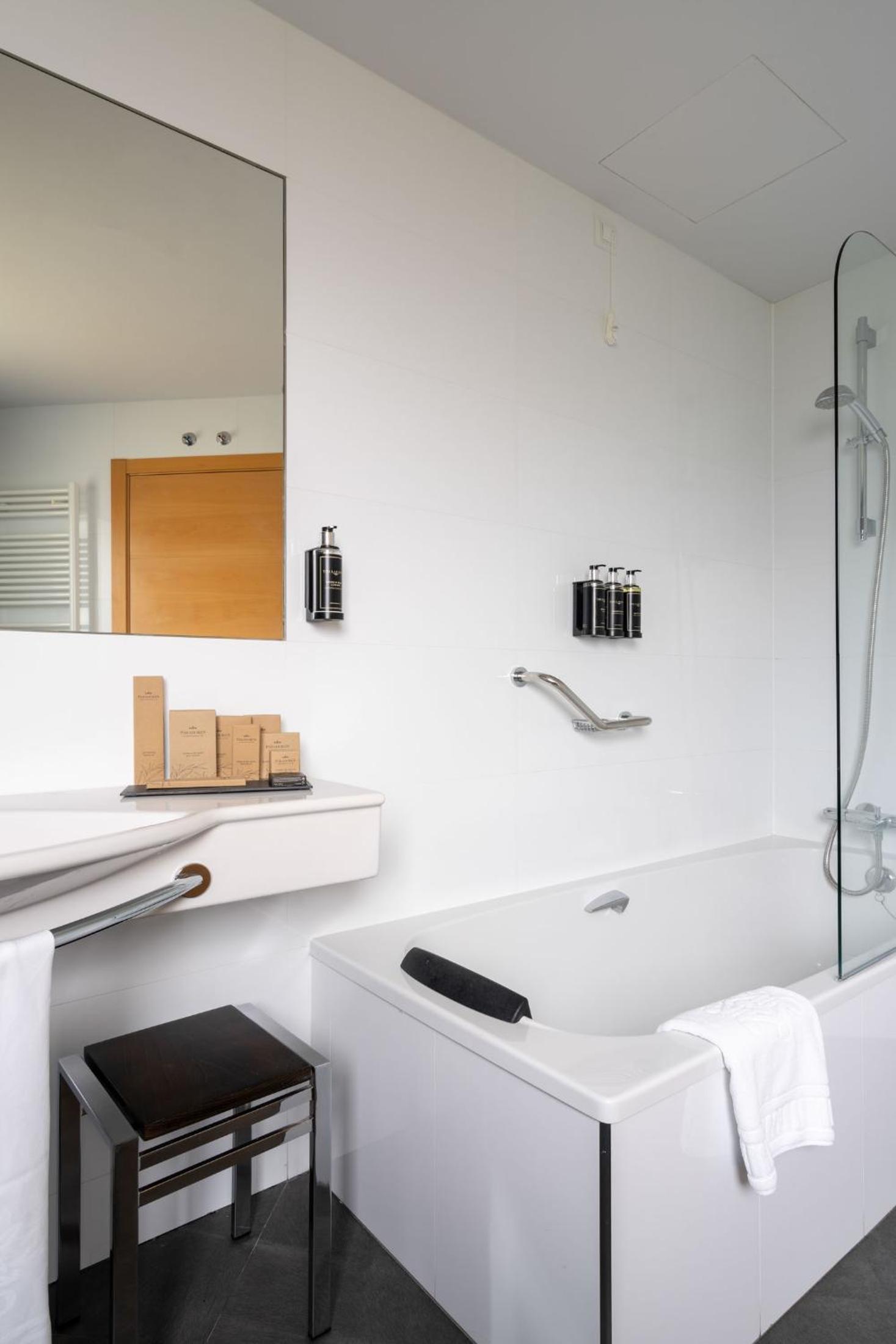 Junior Suite - Photo 25