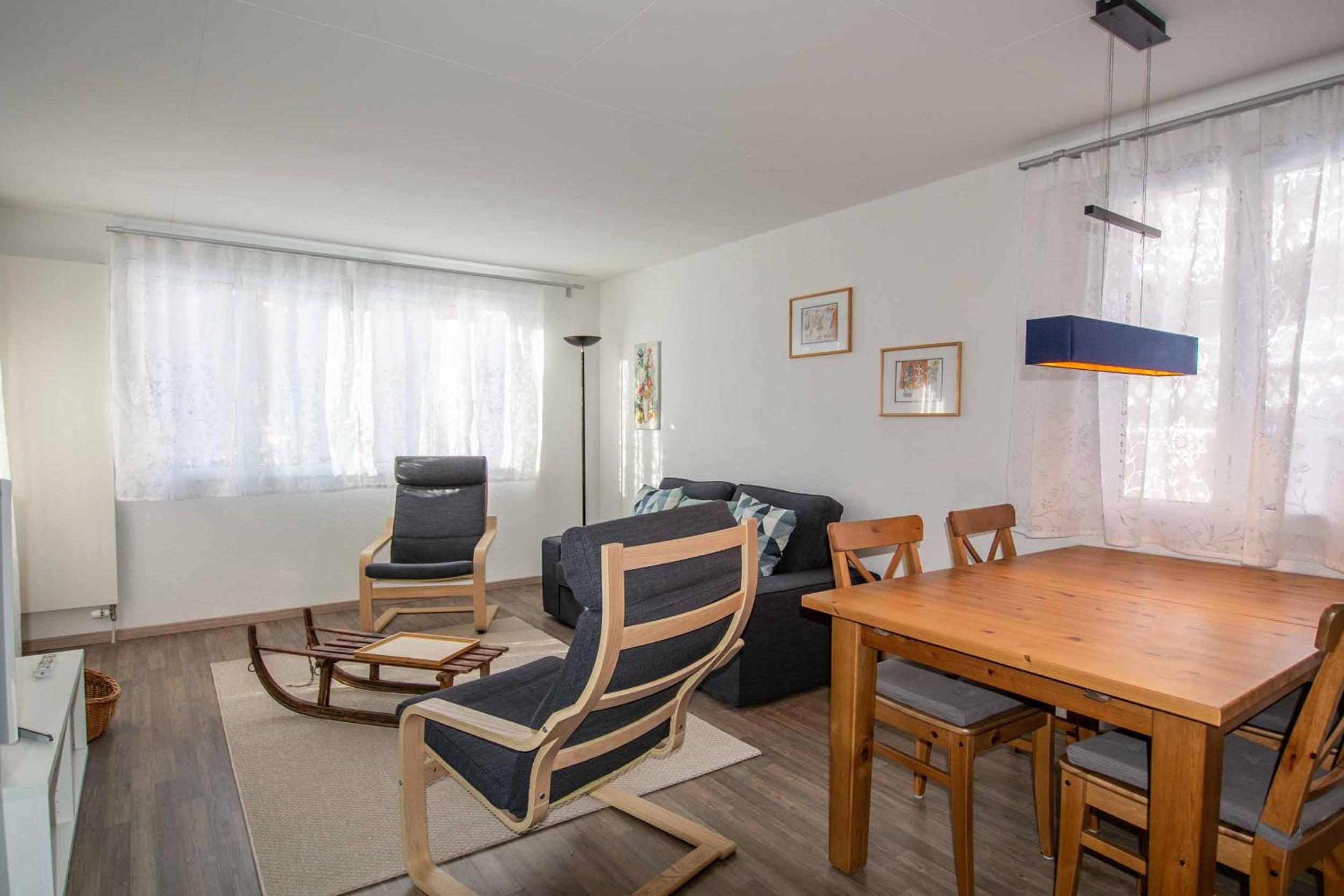 Apartment with Mountain View photo 2