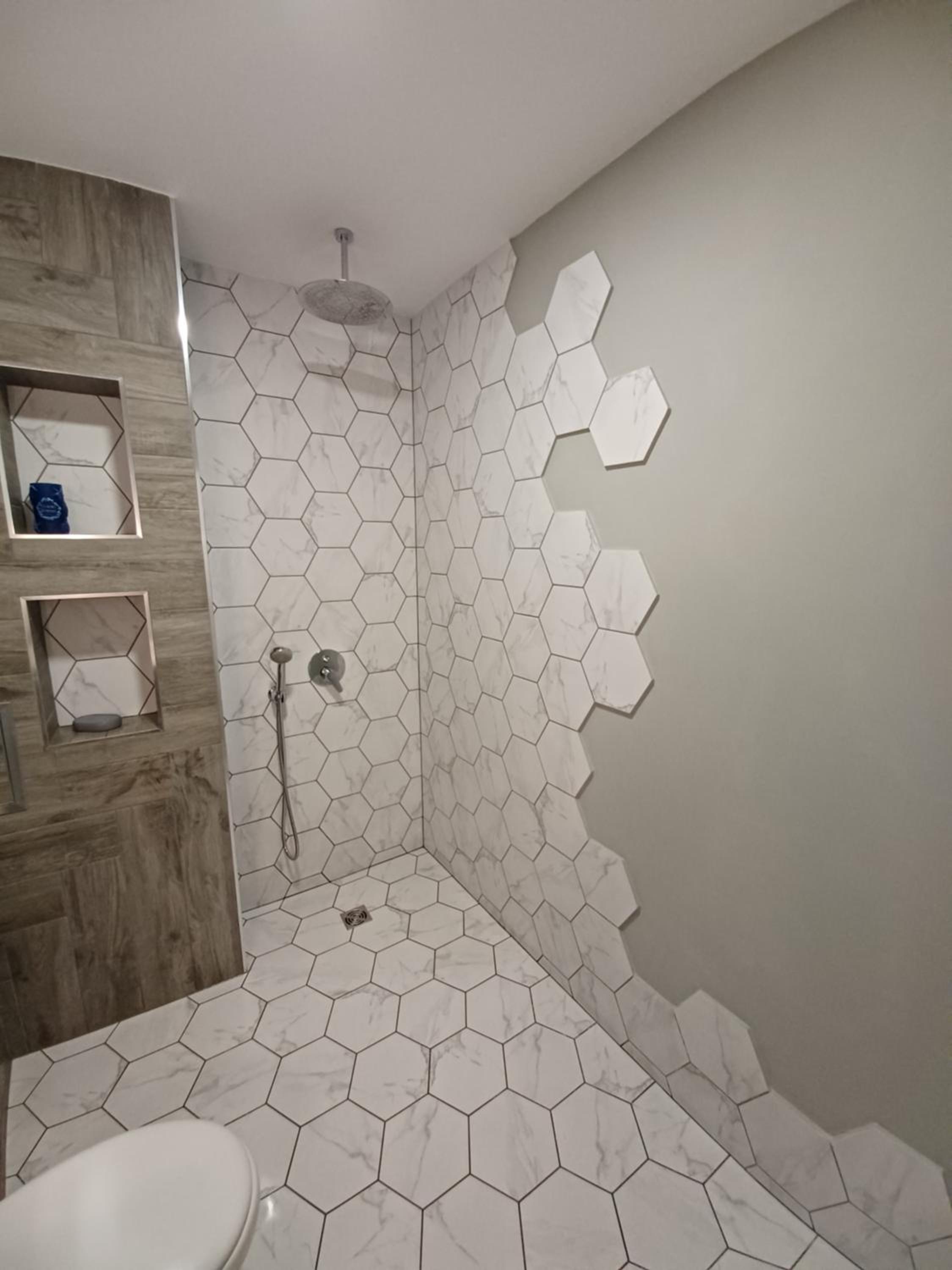 One-Bedroom Apartment - Photo 53