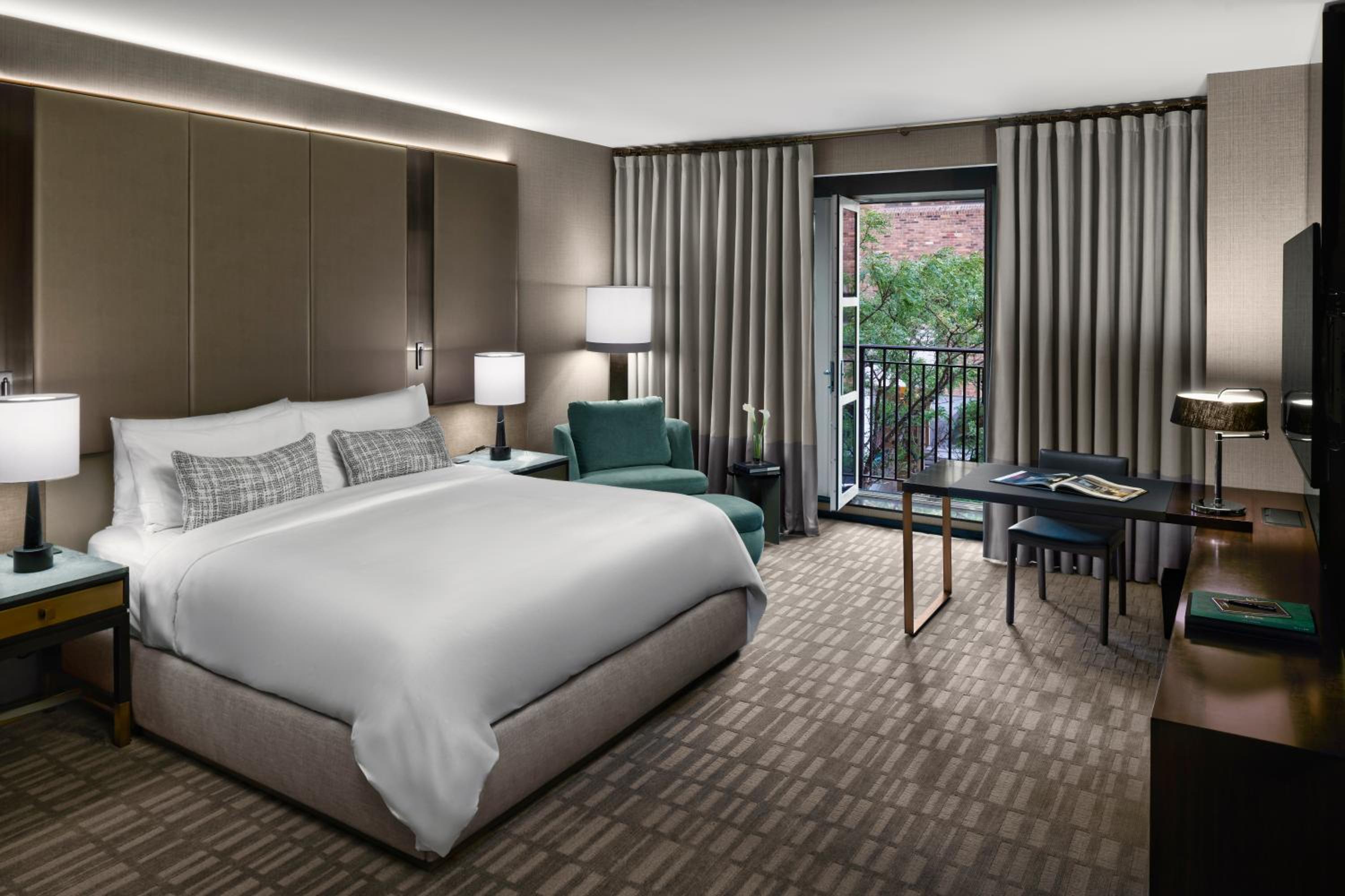 Luxury King Room