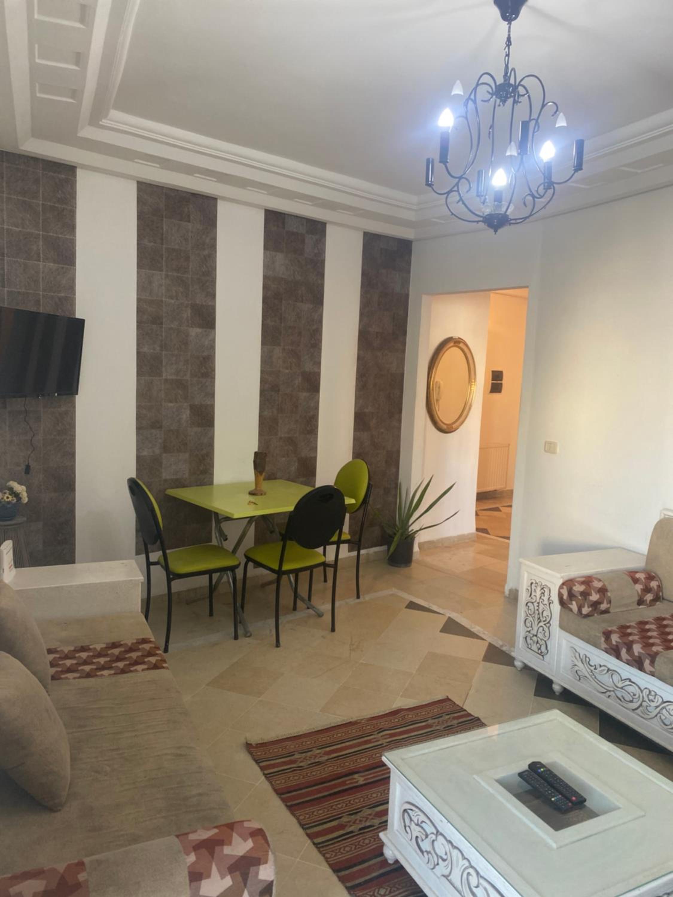 One-Bedroom Apartment photo 2