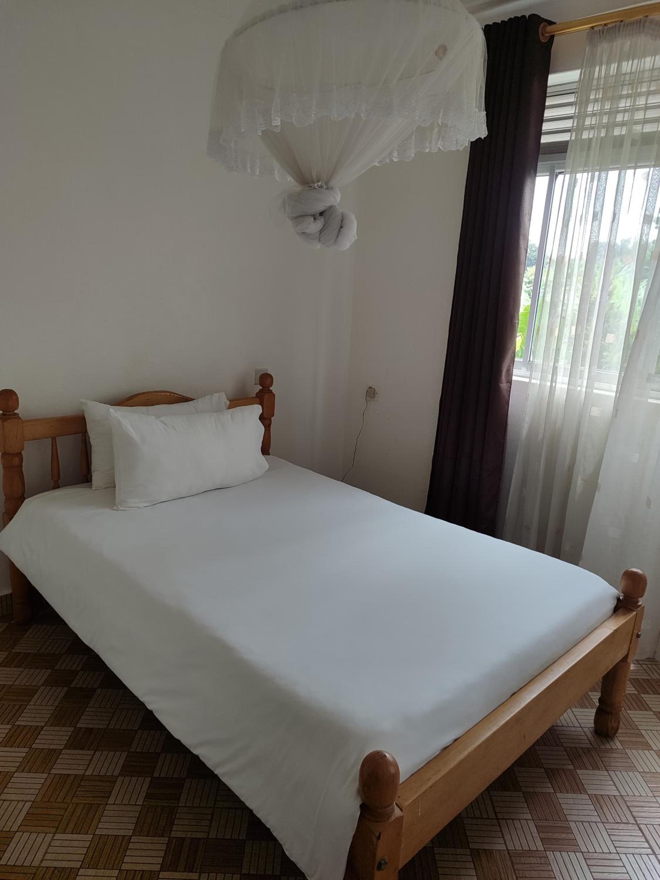 Budget Single Room photo 2