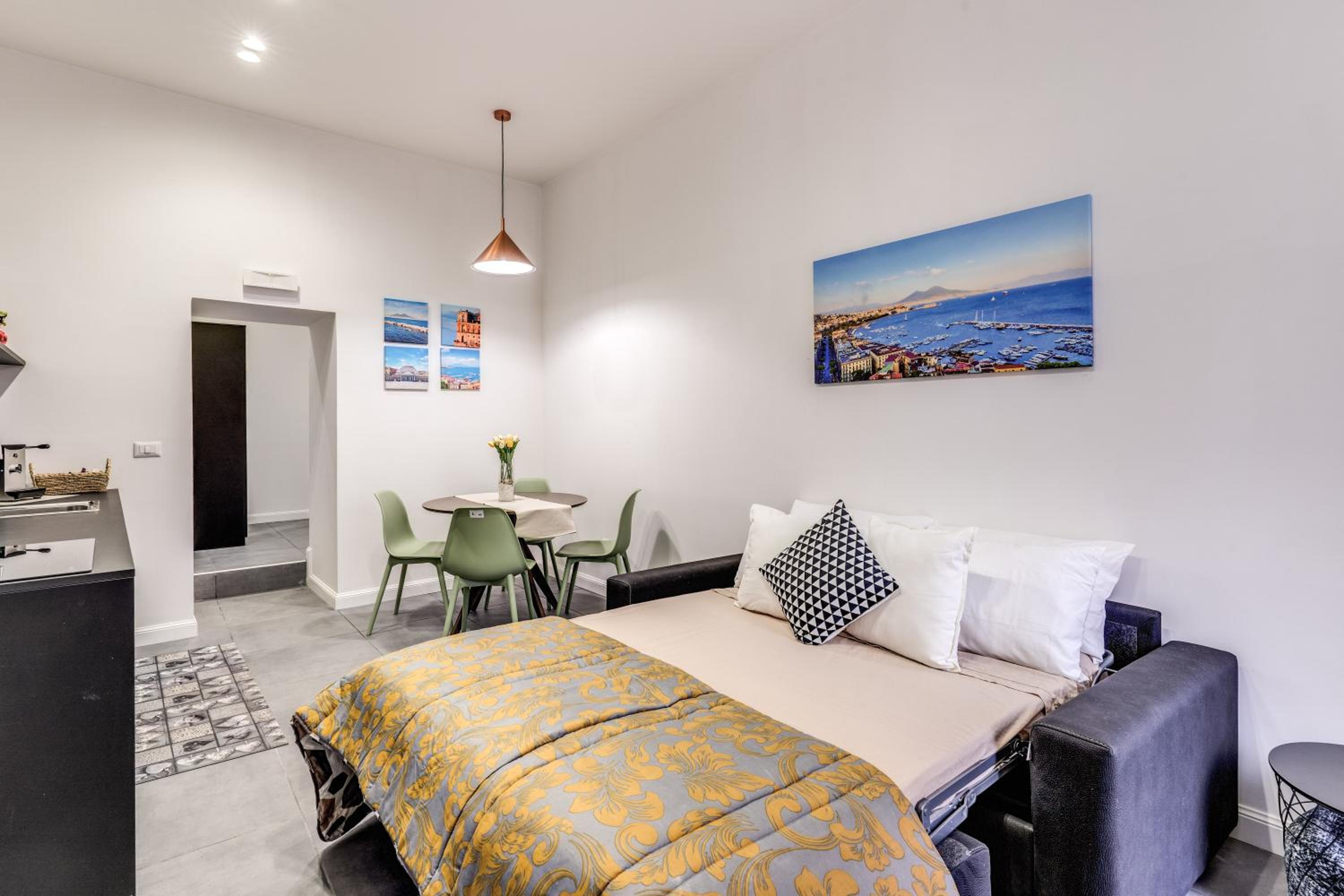 One-Bedroom Apartment
