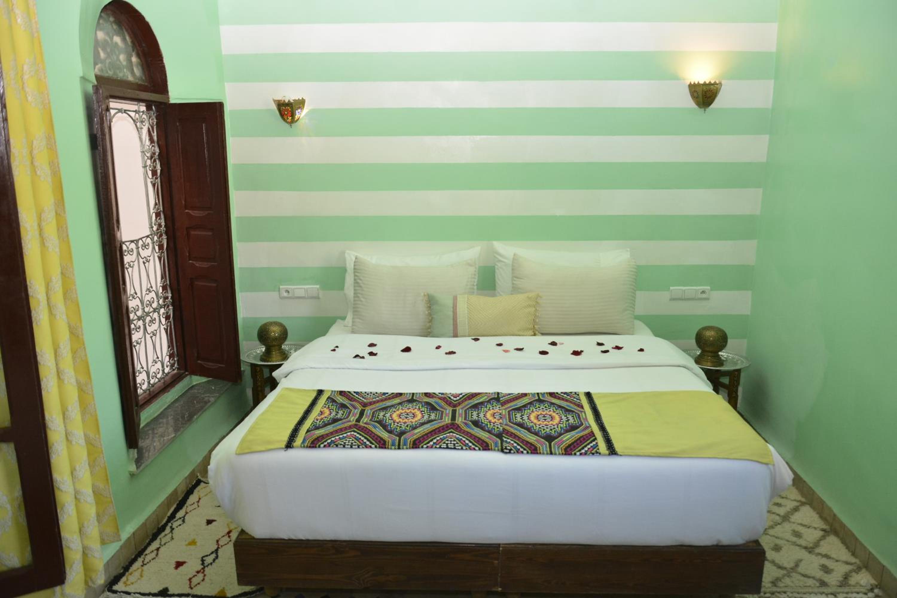 Family Junior Suite - Photo 8