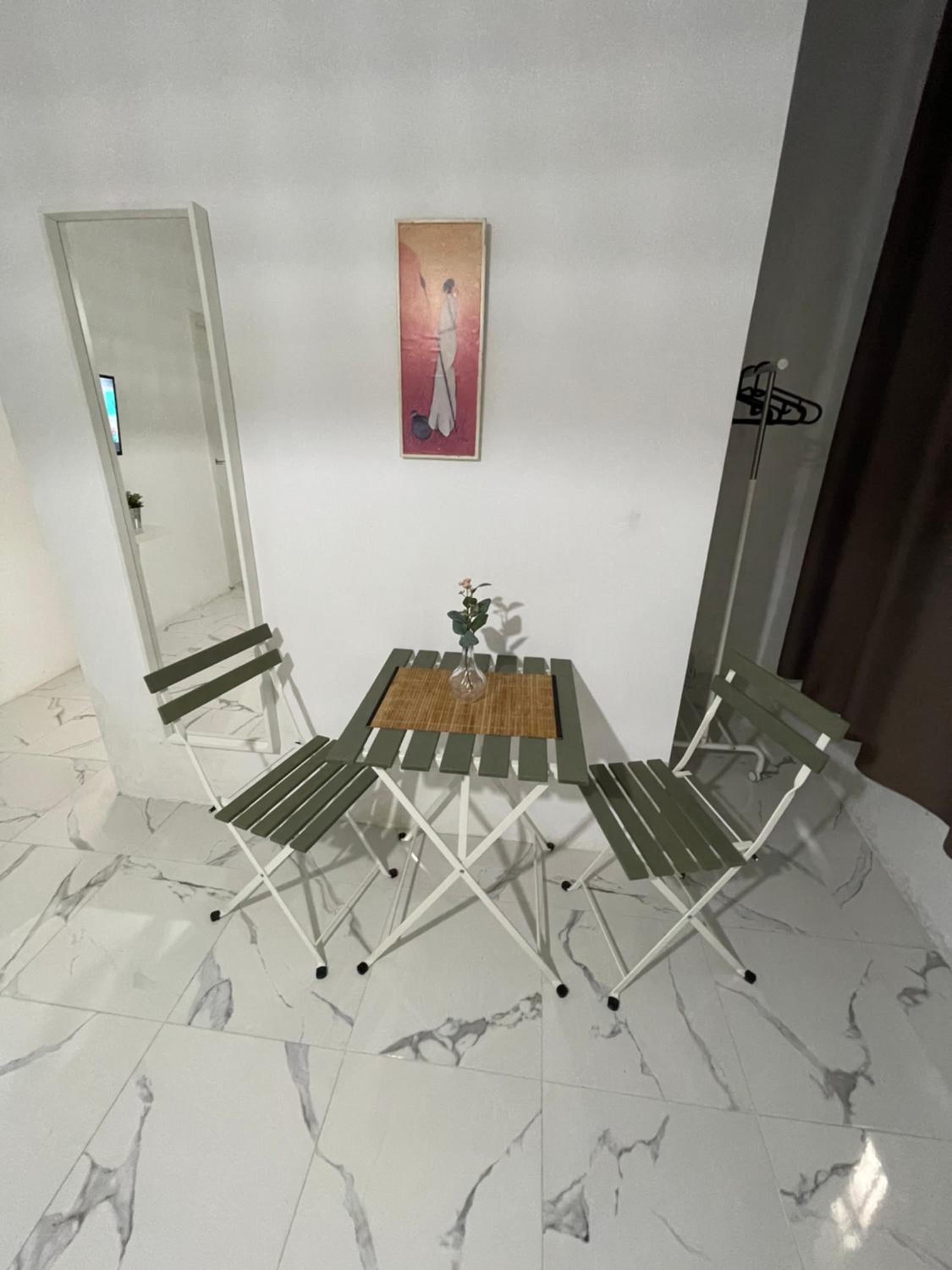 Large Double Room photo 3