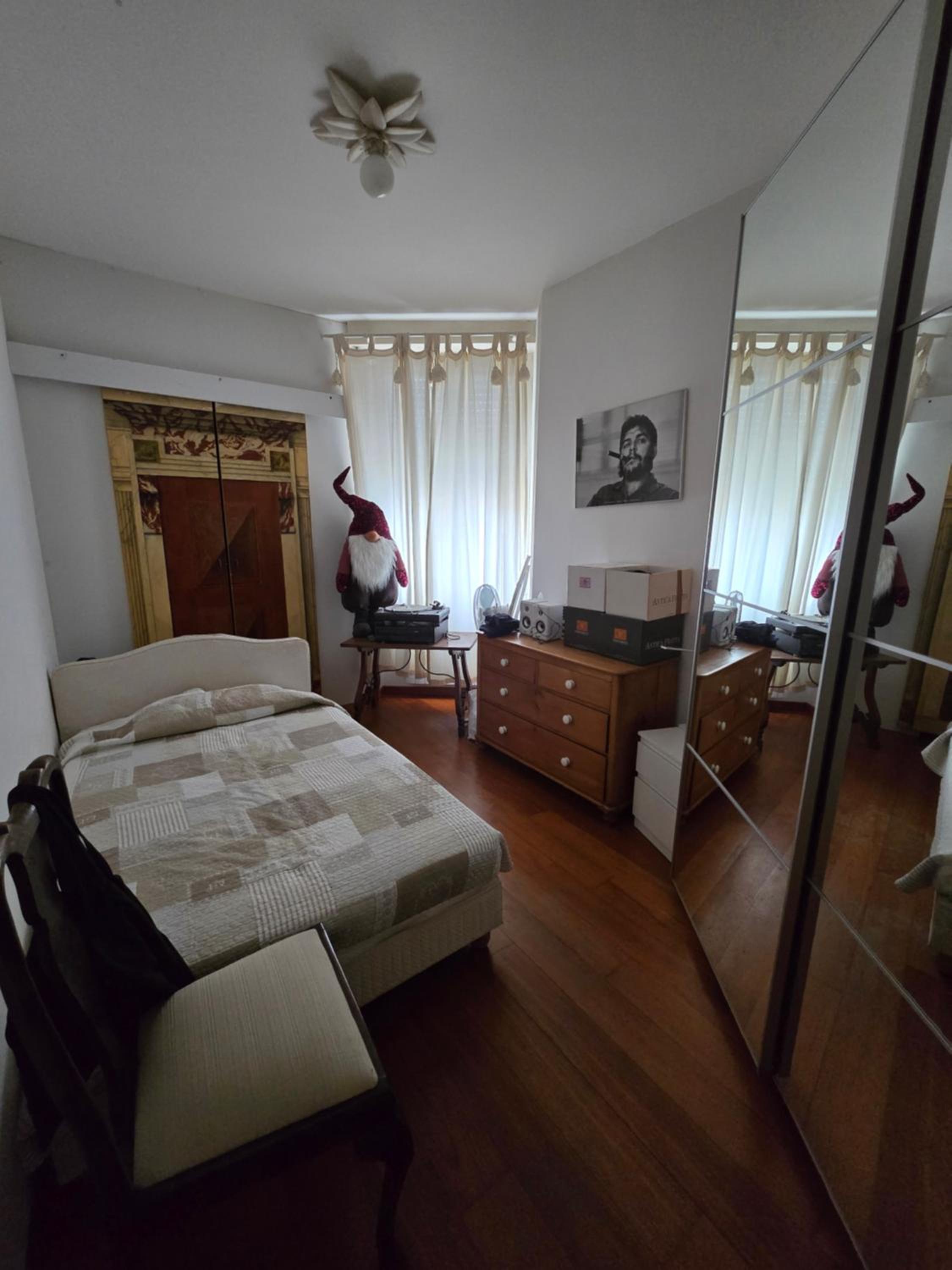 Three-Bedroom Apartment photo 2