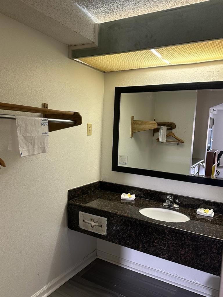 Quality Inn & Suites Decatur Priceville I-65, Zdjęcie 4