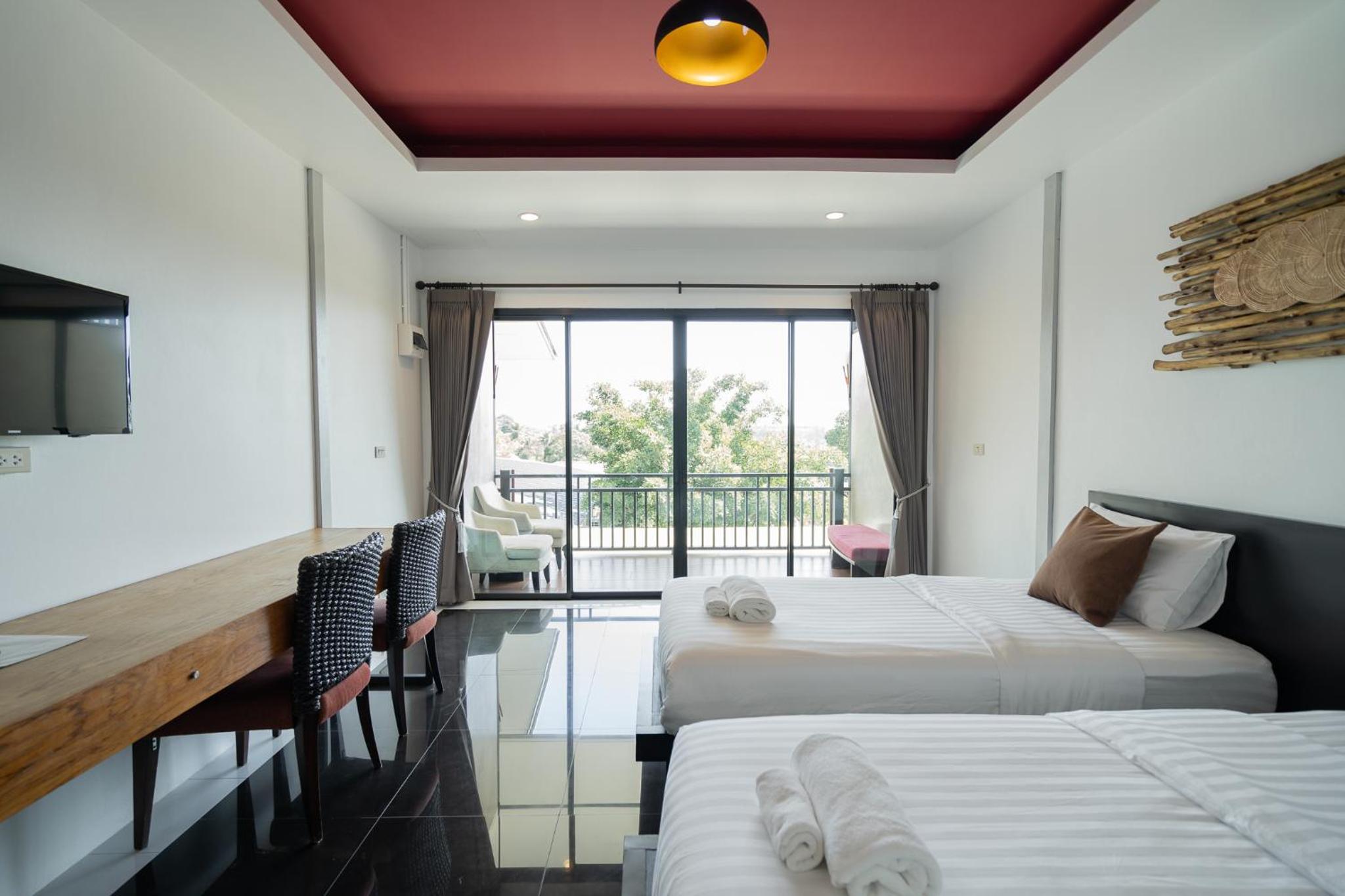 Double Room with Balcony - Photo 1