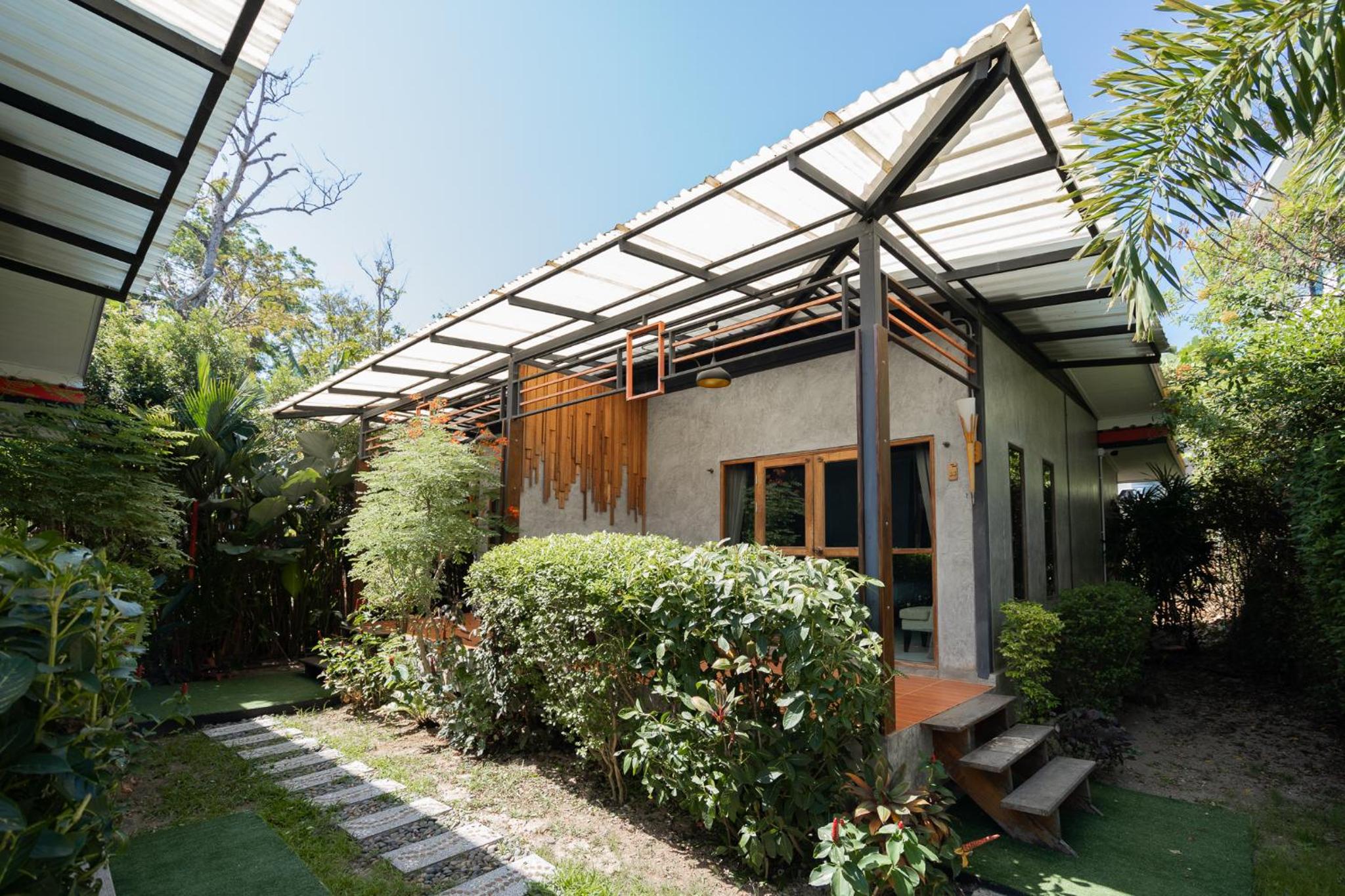 Double Room with Garden View - Photo 6