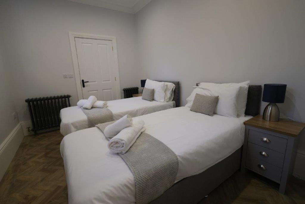 Two-Bedroom Apartment photo 2
