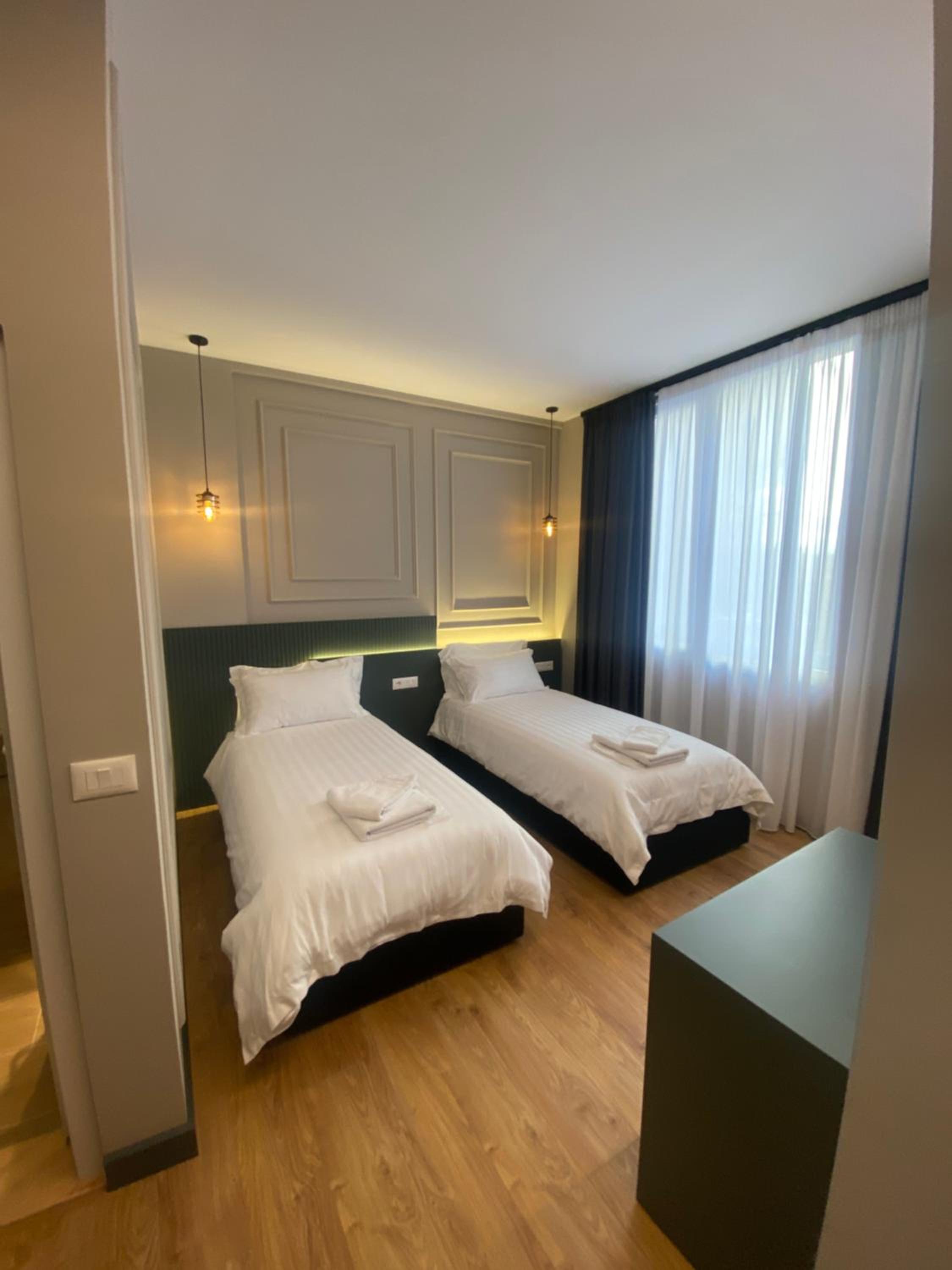 Double or Twin Room with Private Bathroom photo 3