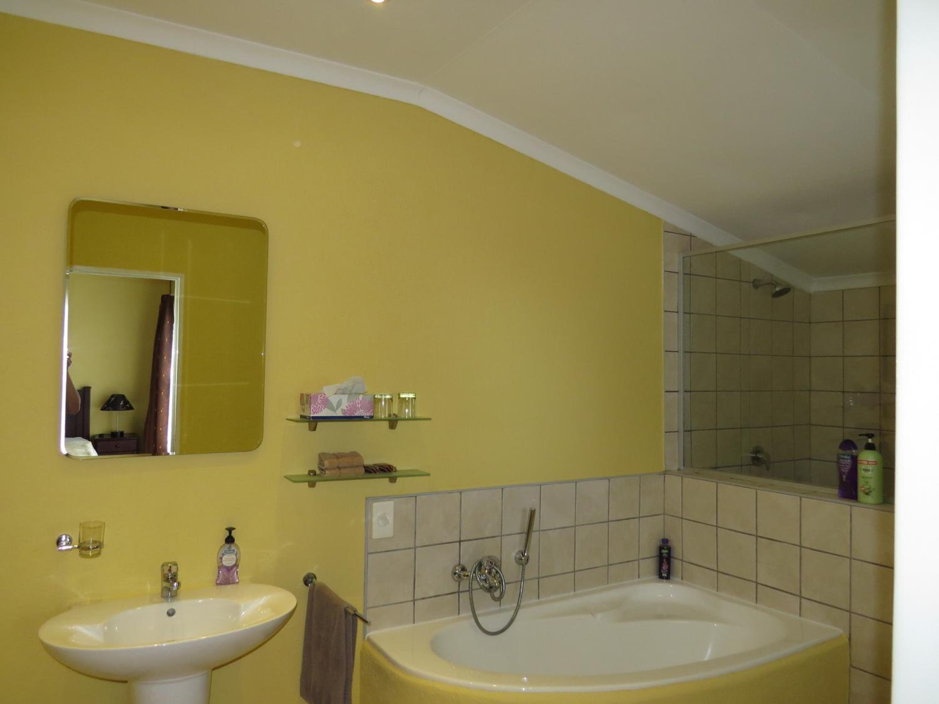 Twin/Double Room - Photo 4