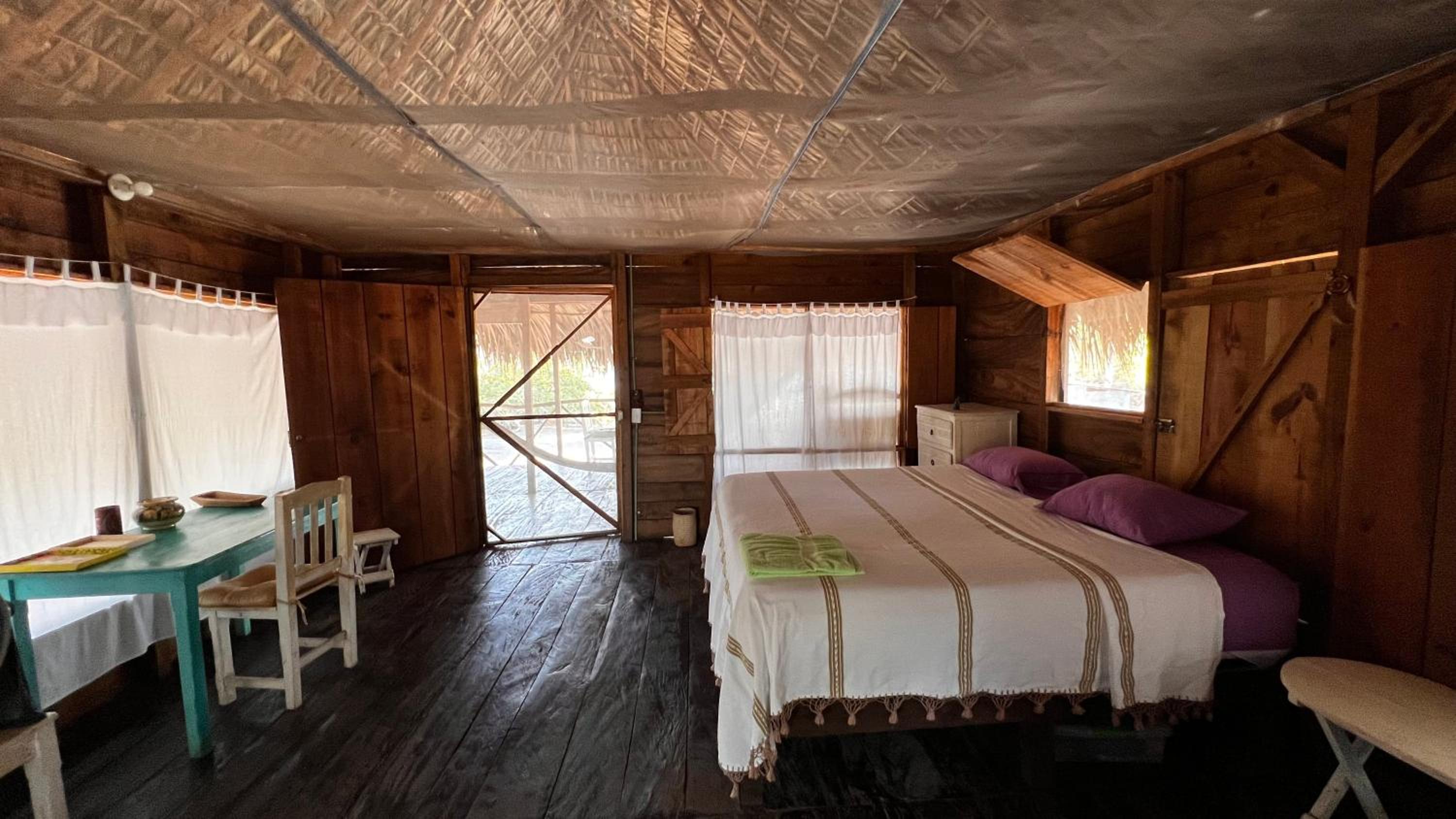 Deluxe Bungalow photo 1