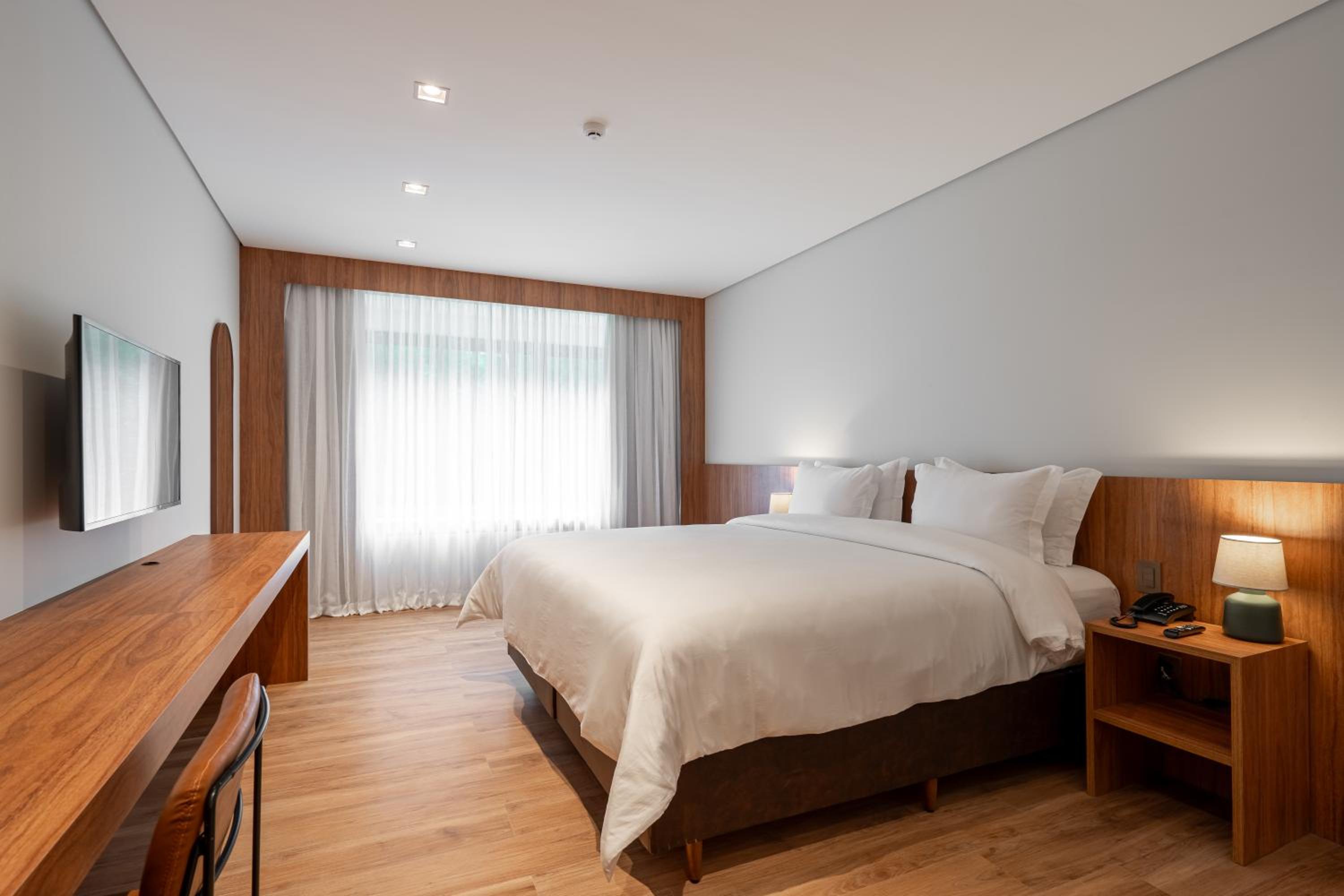 King Room with Garden View
