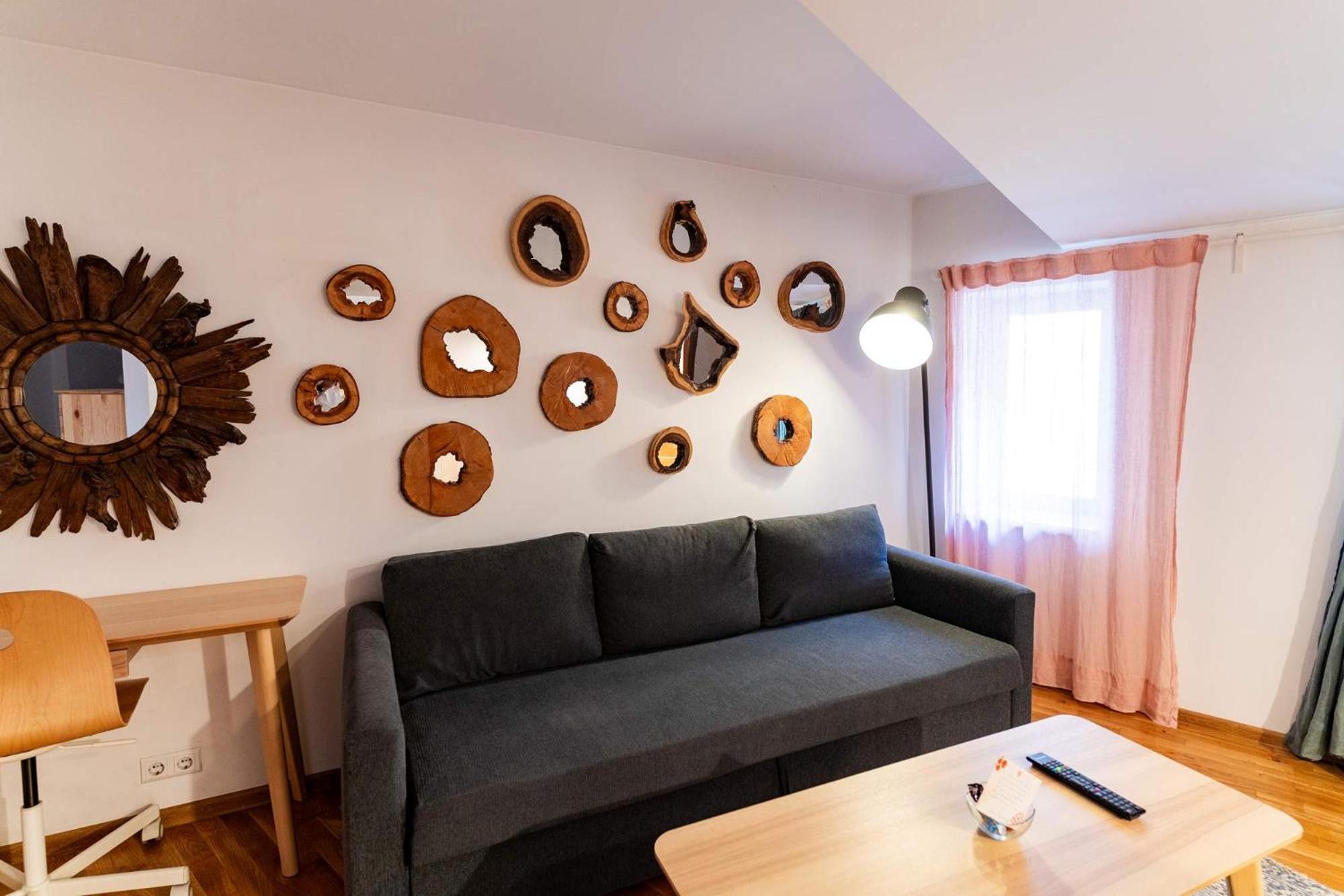 Studio Apartment - Photo 9