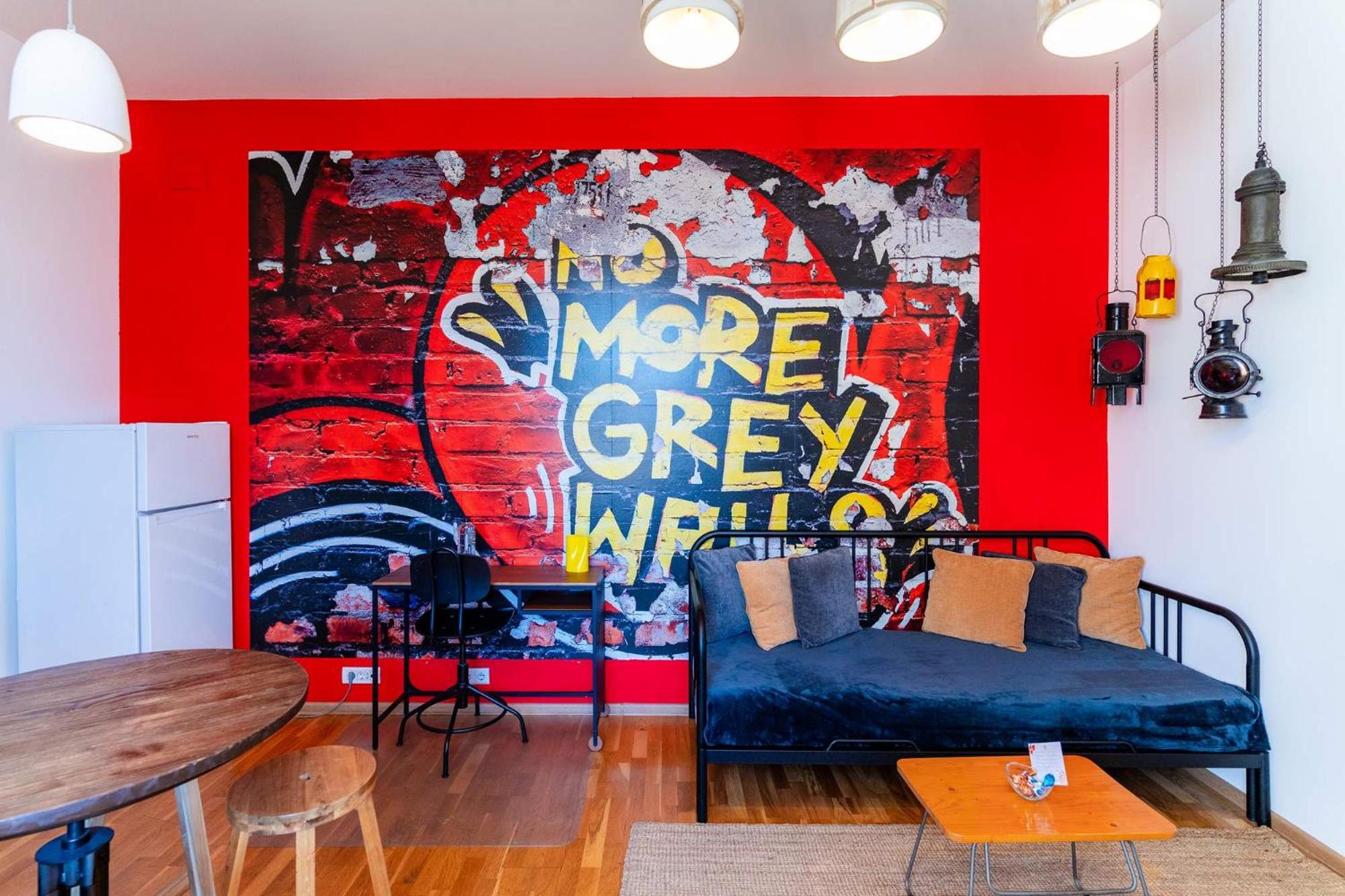 Two-Bedroom Apartment with Living  - Photo 33