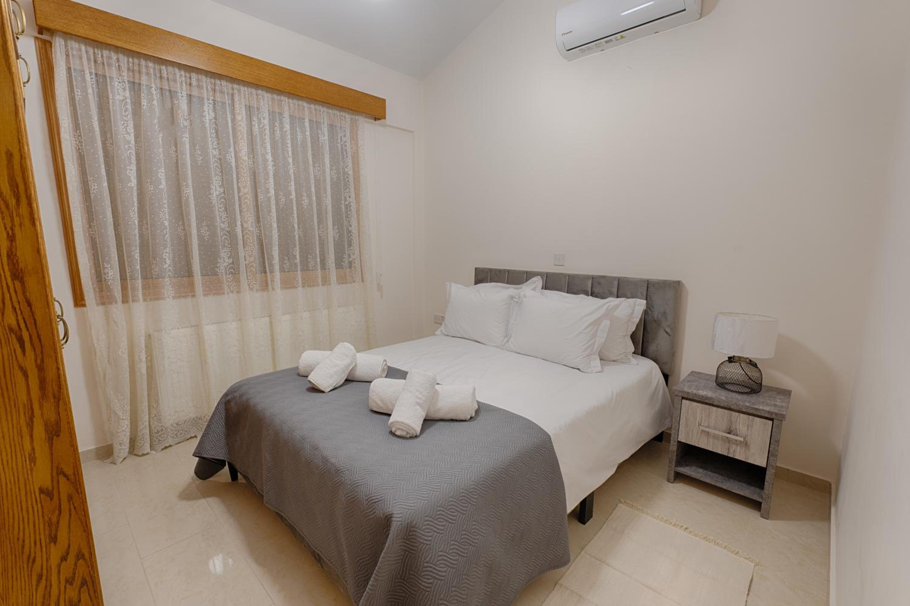 Three-Bedroom Villa photo 1