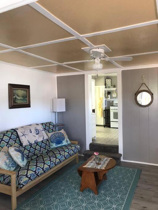 One-Bedroom House photo 2