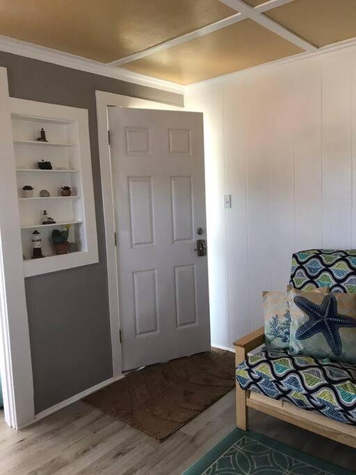 One-Bedroom House photo 3
