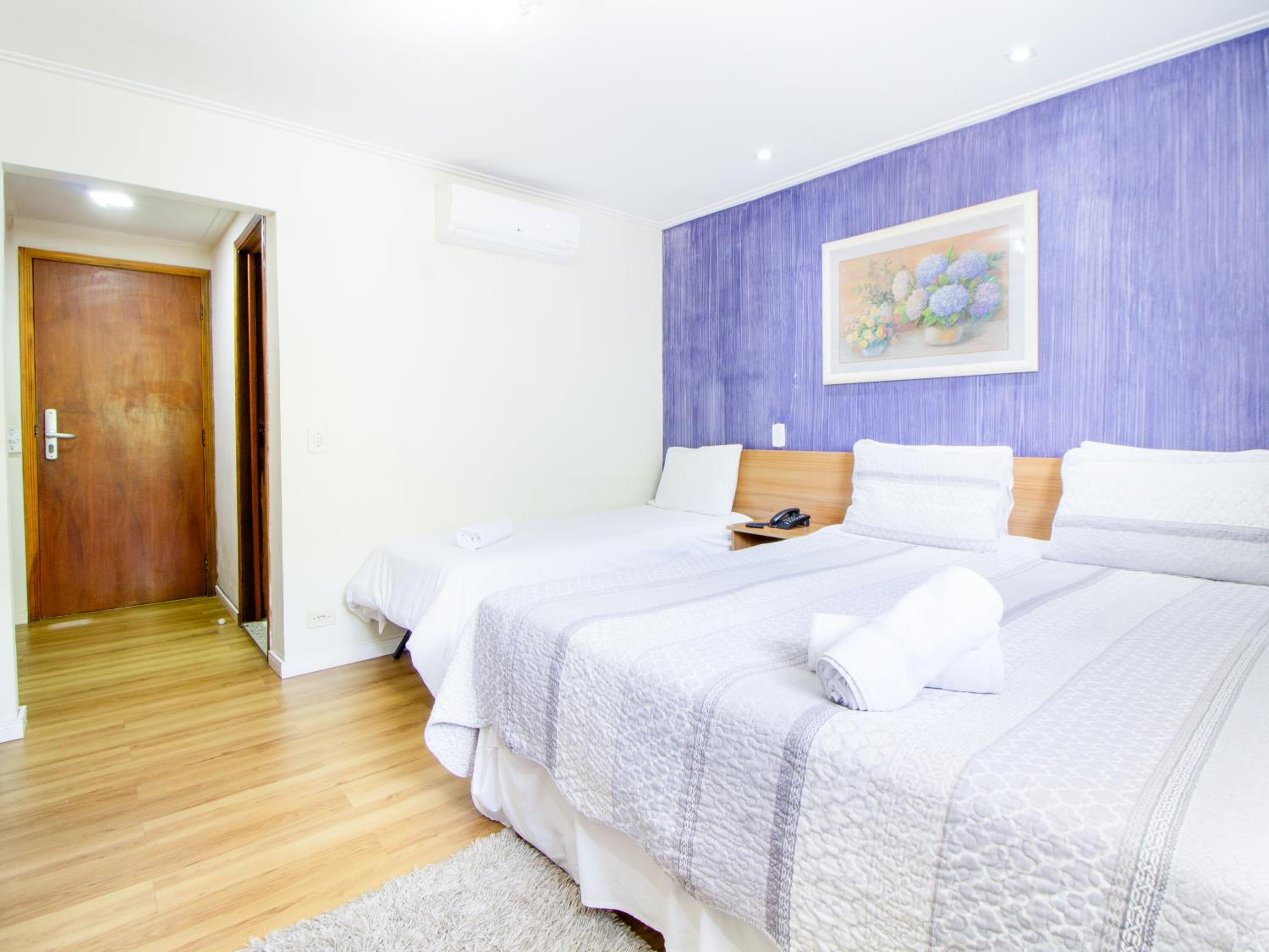Classic Triple Room - Photo 1
