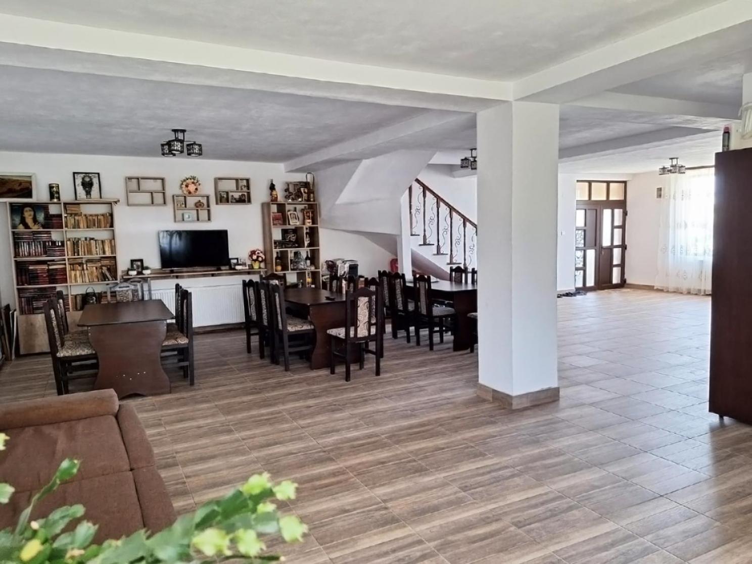 One-Bedroom House photo 3