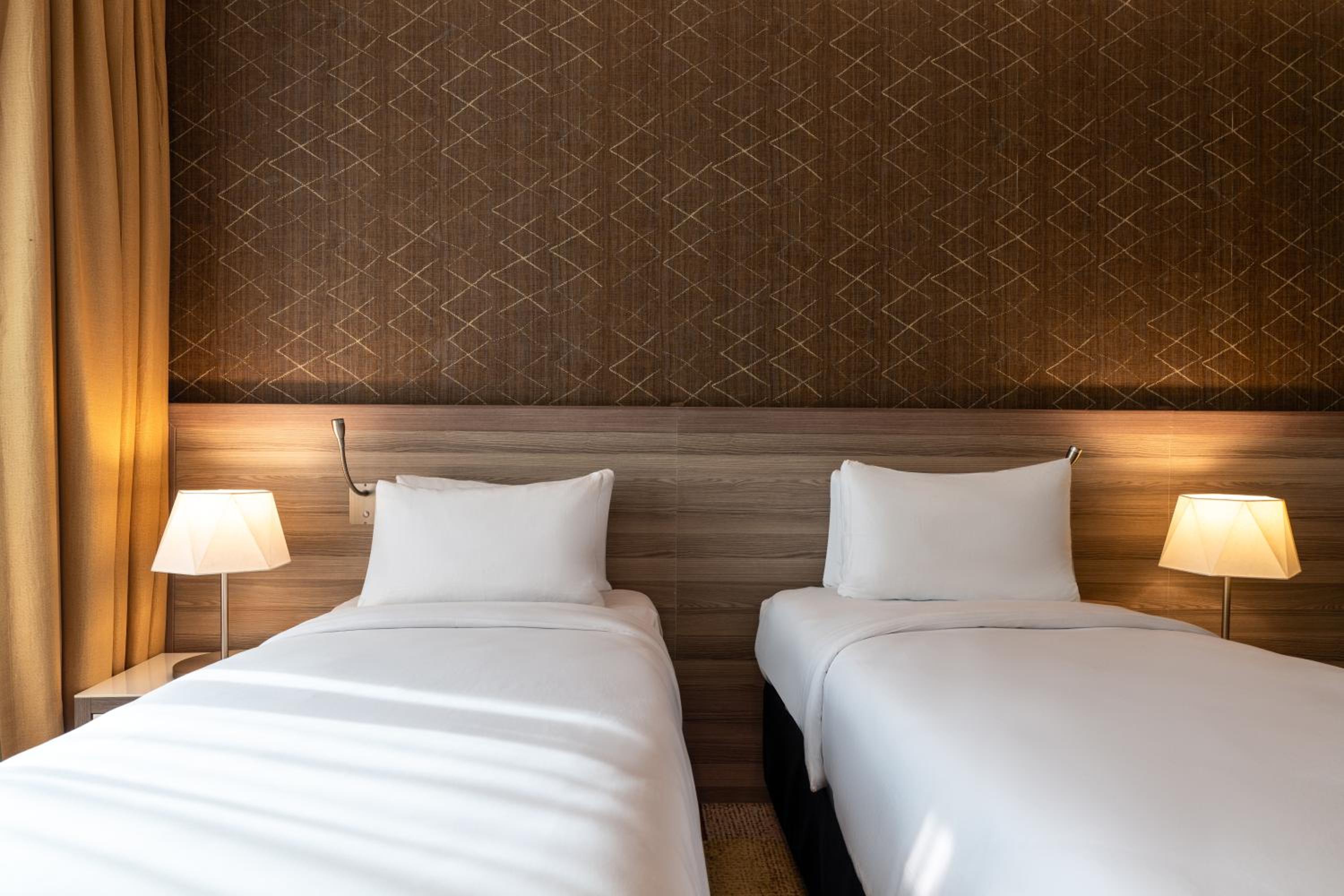 Classic Twin Room - Photo 16