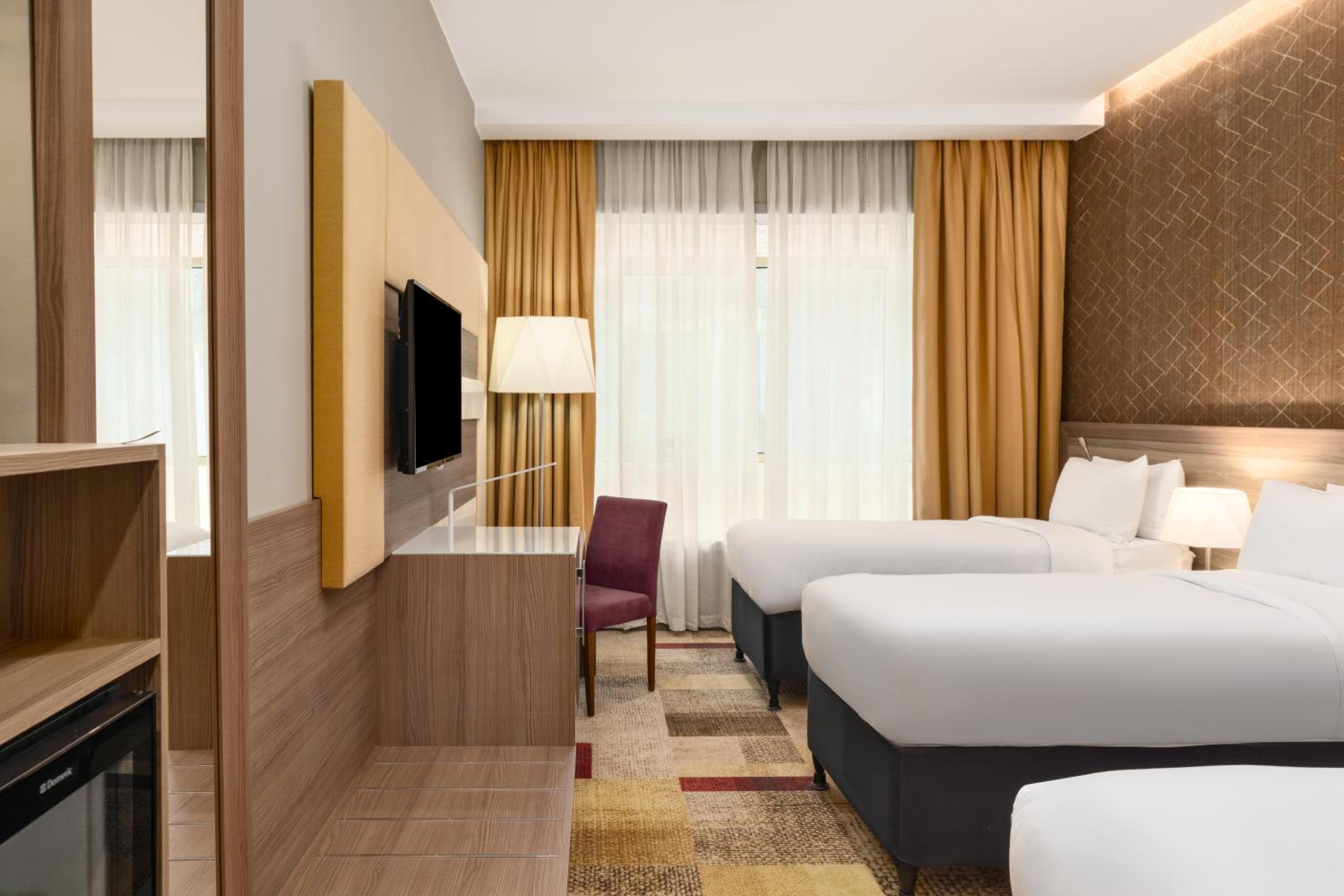 Classic Twin Room - Photo 13