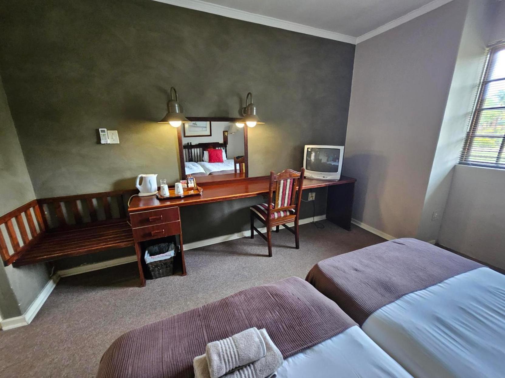 Standard Twin Room photo 1